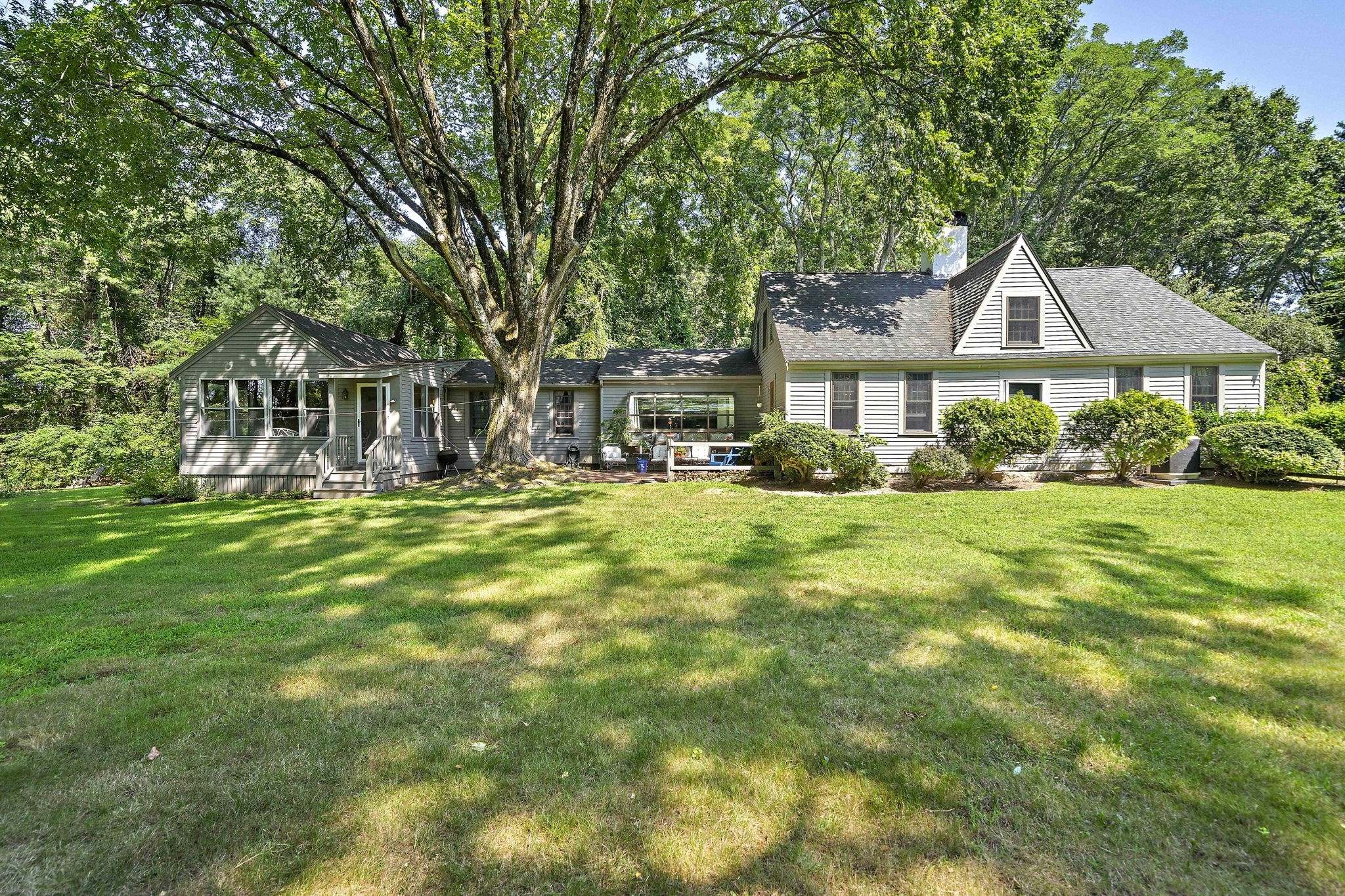 128 Whitford Cir, Marshfield, MA 02050