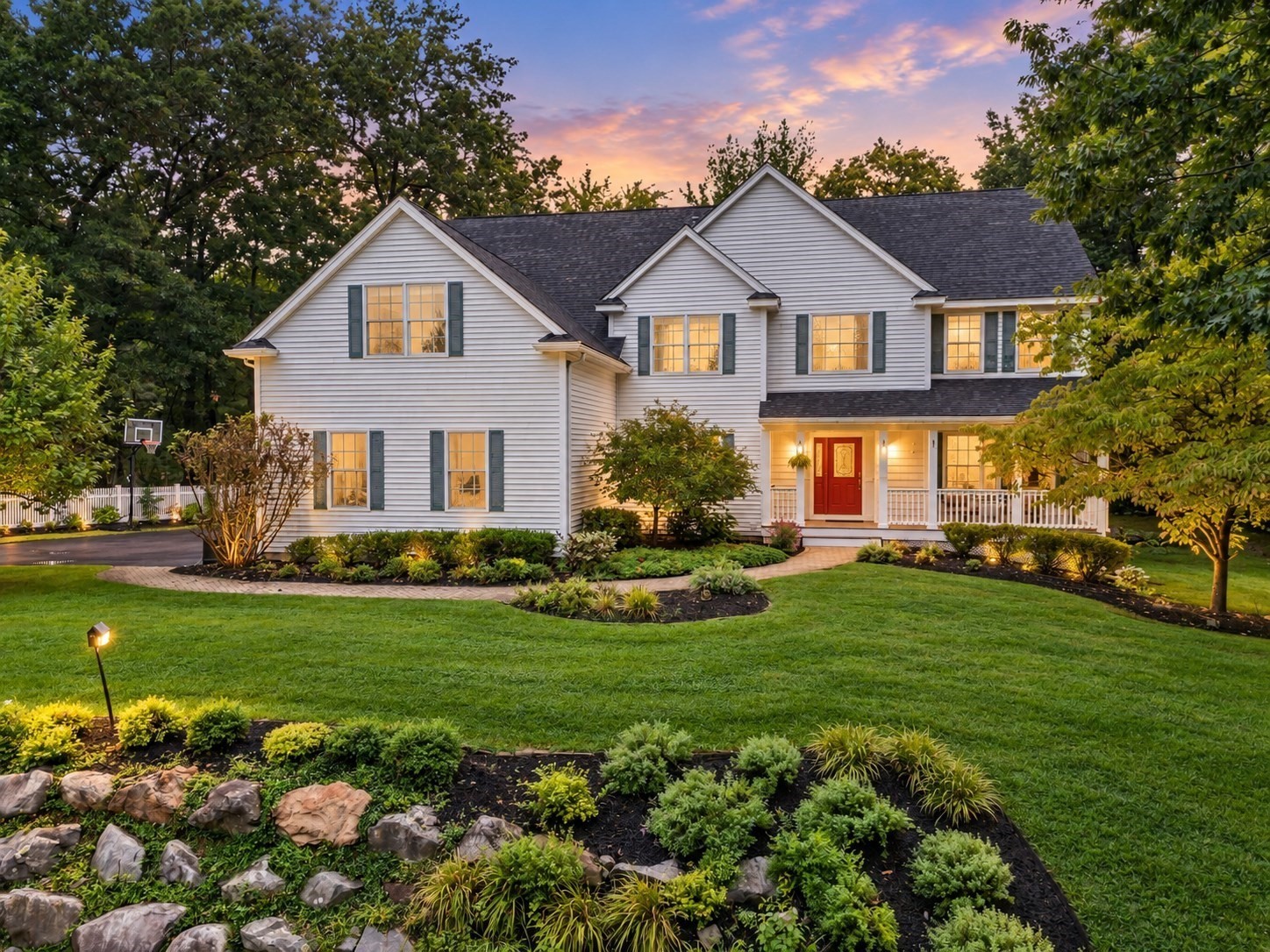 22 Sawyer Ln, Middleton, MA 01949