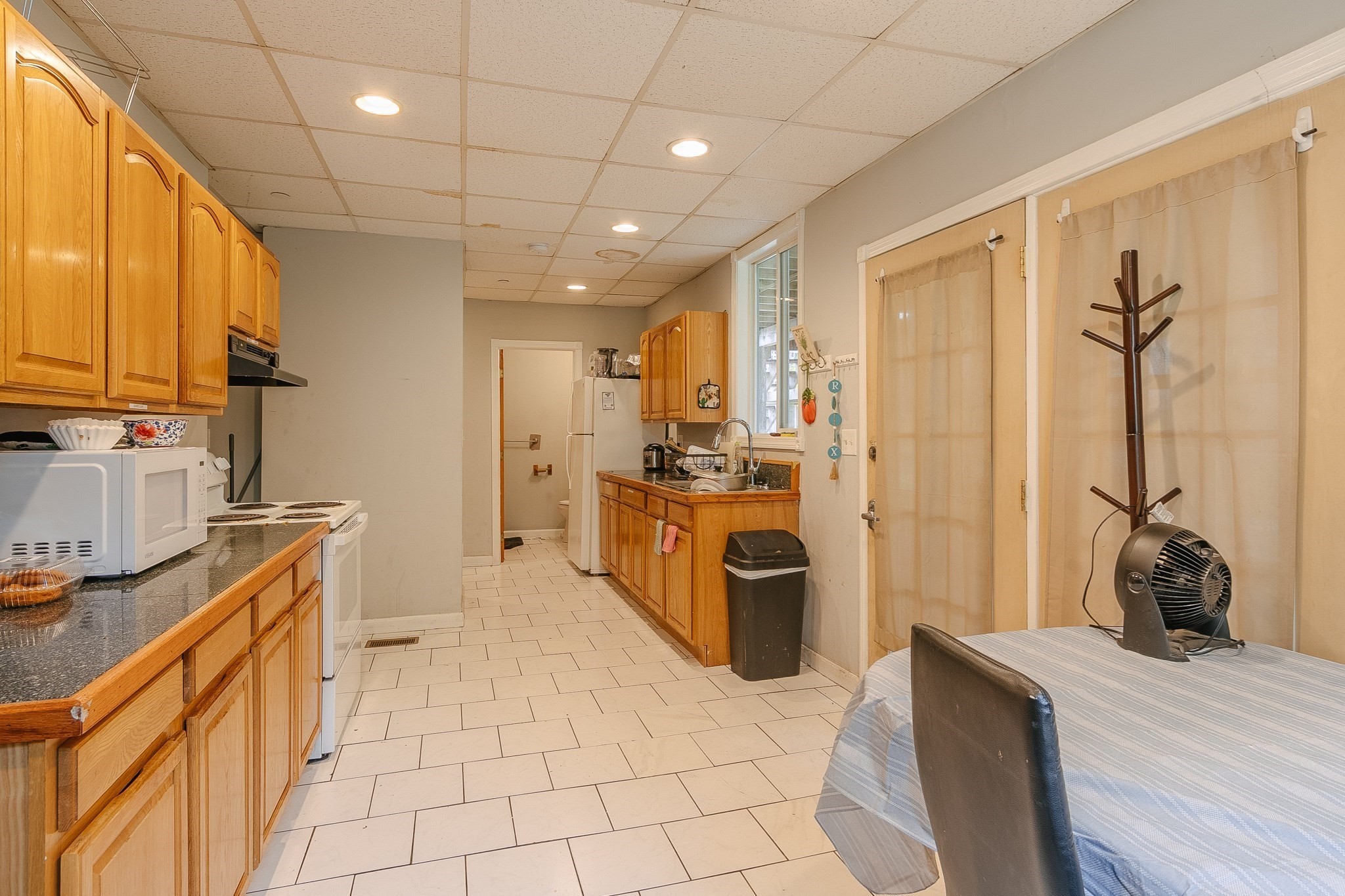 216 Park Avenue, Worcester, MA 01609 - Image 35