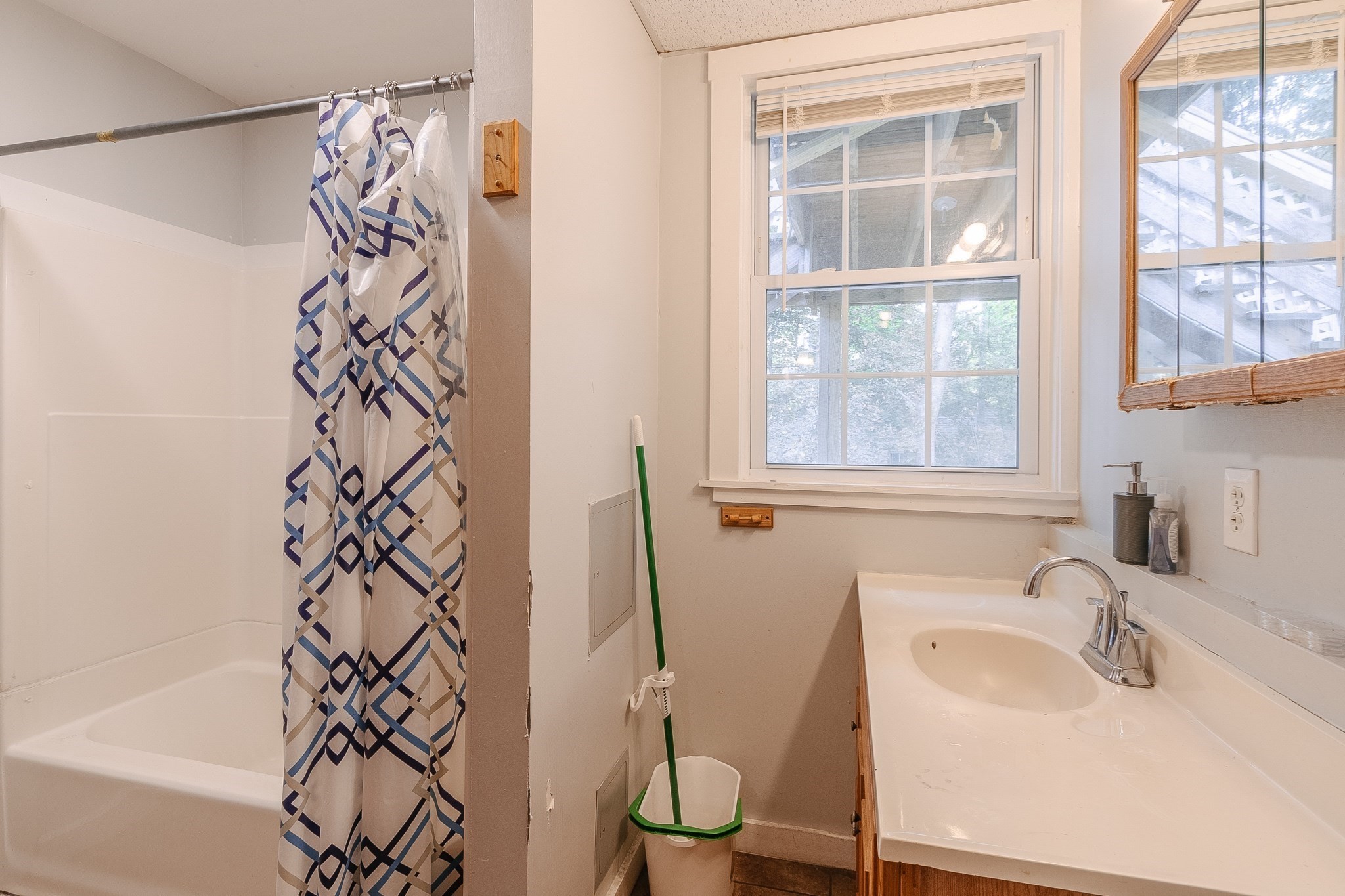 216 Park Avenue, Worcester, MA 01609 - Image 41