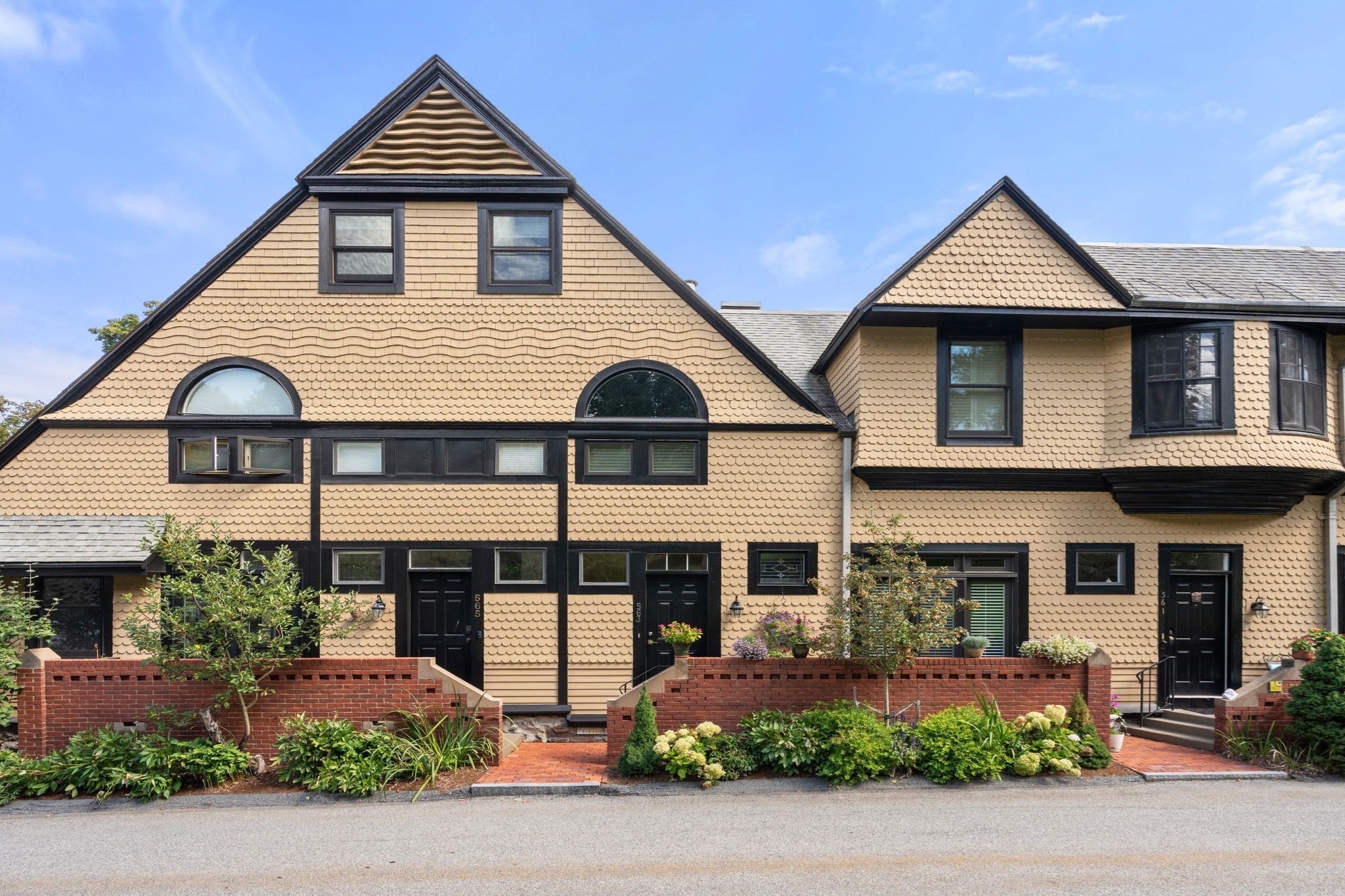 563 Boylston Street Unit 563, Brookline, MA 02445
