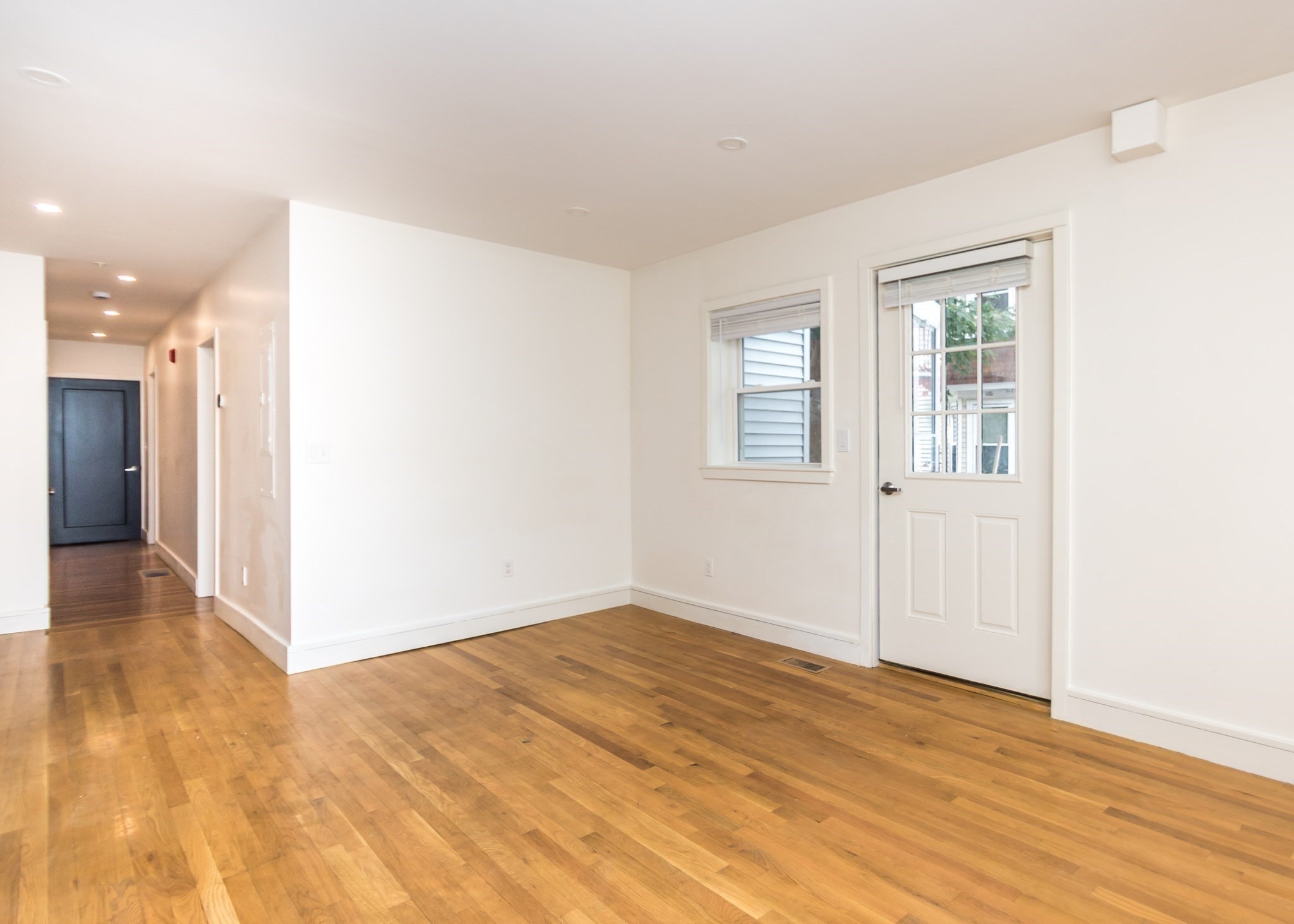 92 Brown Street Unit 1, Waltham, MA 02453 - Image 4