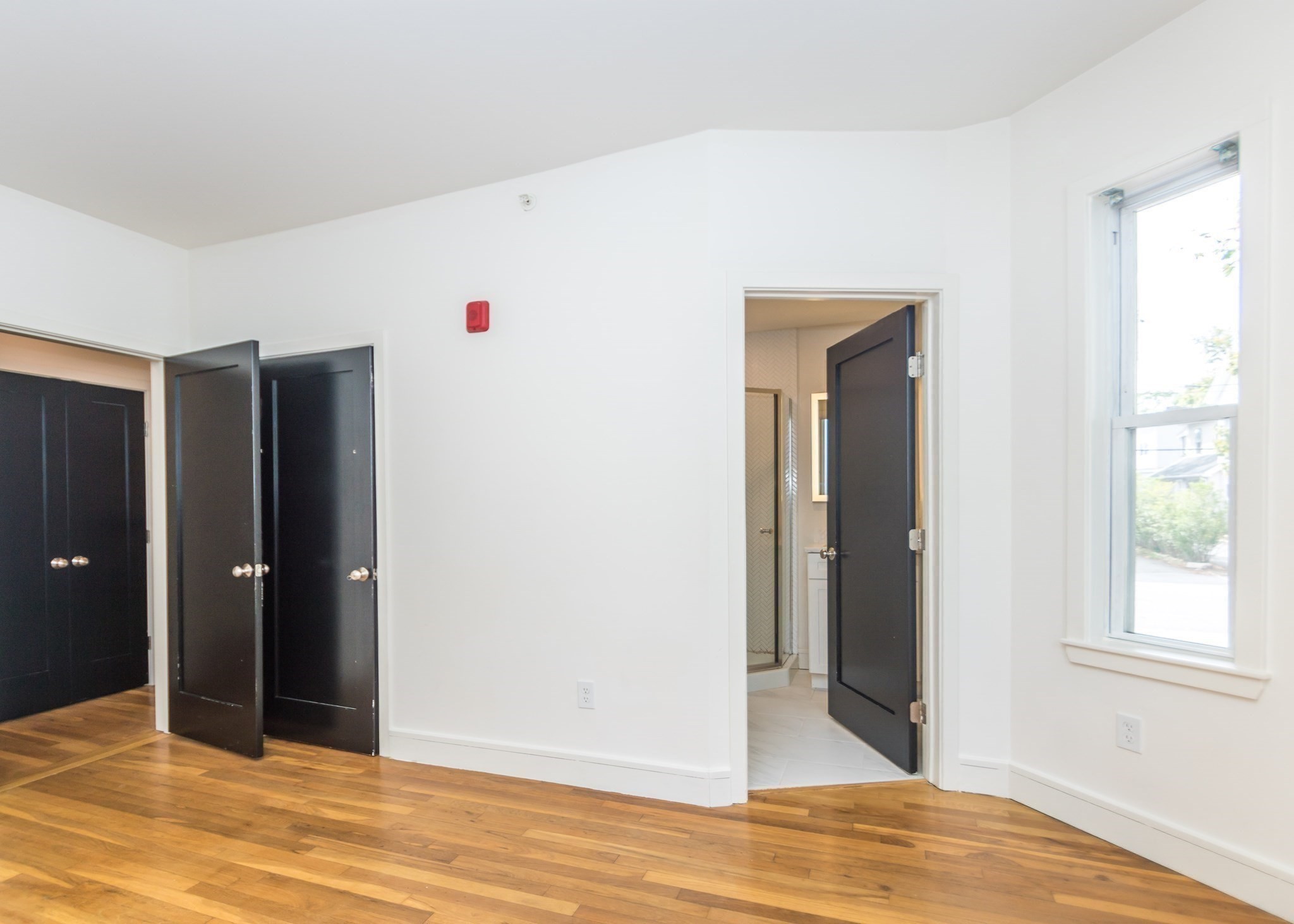 92 Brown Street Unit 1, Waltham, MA 02453 - Image 8