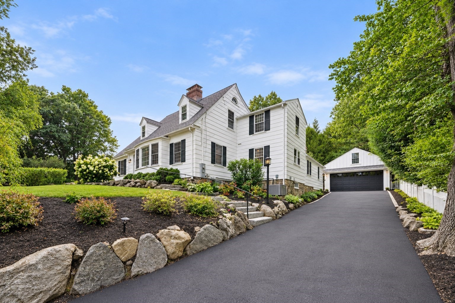 46 Bedford Rd, Lincoln, MA 01773