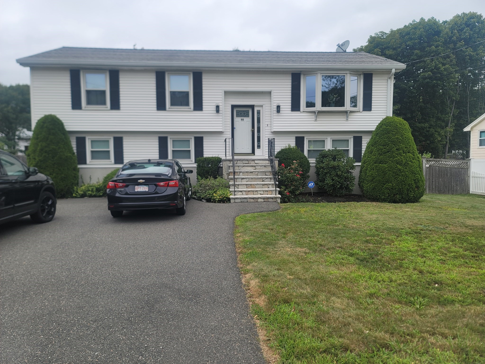 90 Lynn Fells Parkway, Saugus, MA 01906