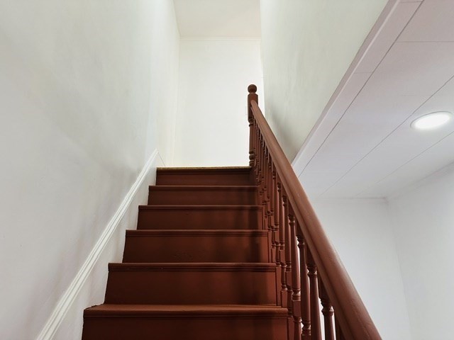 159 Ludlam St, Lowell, MA 01850 - Image 14