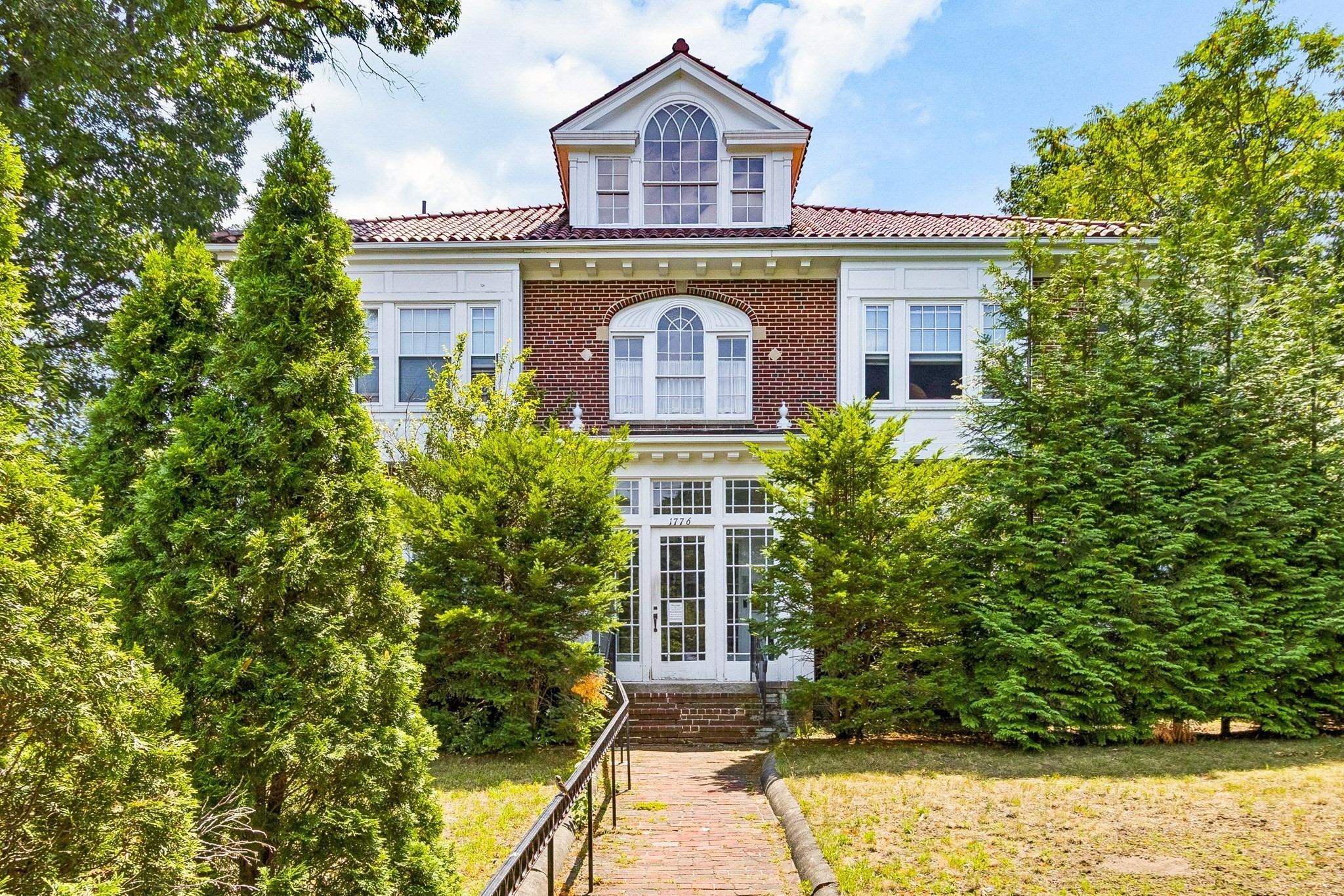 1776 Commonwealth Ave Unit 1, Boston College, Boston, MA 02135