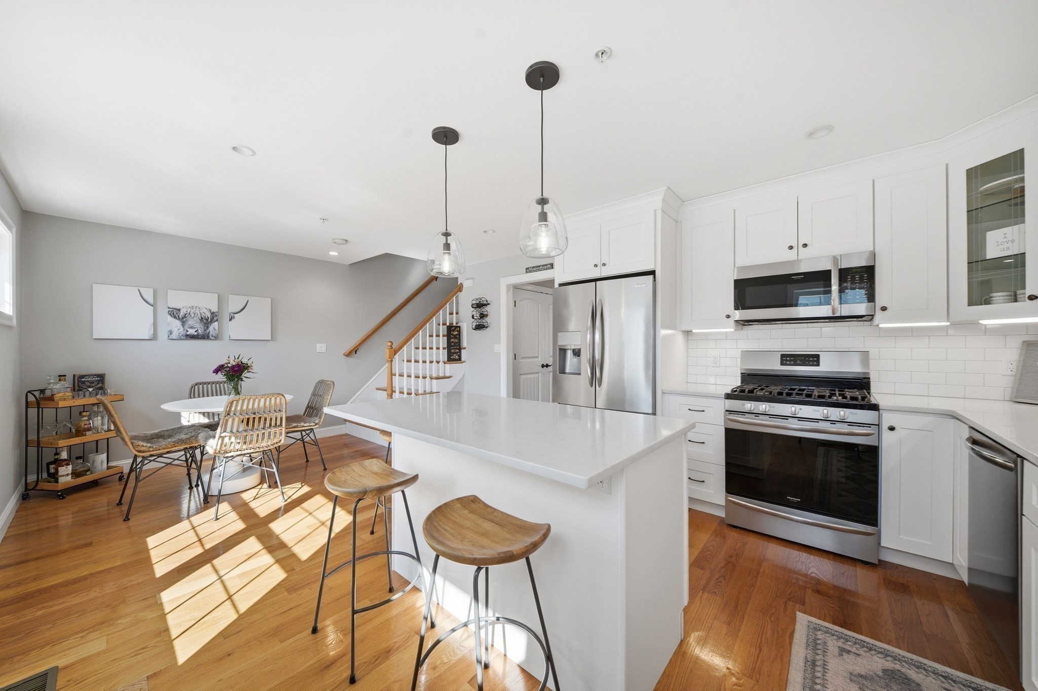 61 Valley St Unit 2, Wakefield, MA 01880