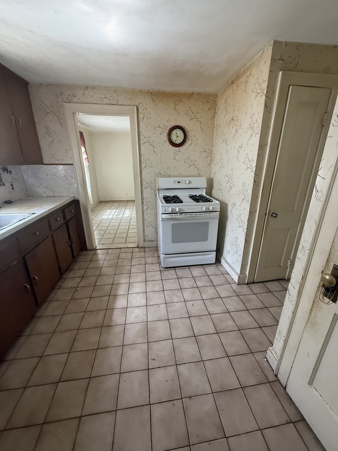 6 Reservoir Park, Needham, MA 02494 - Image 5