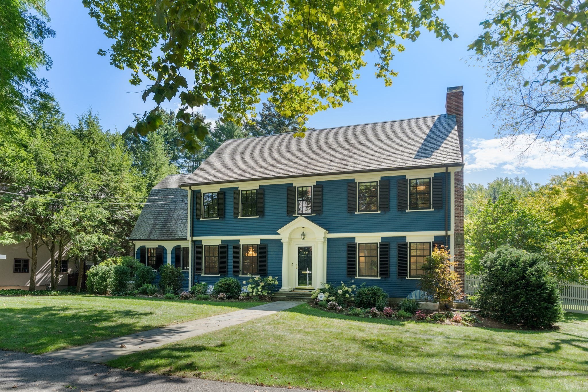 17 Glenoe Rd, Brookline, MA 02445