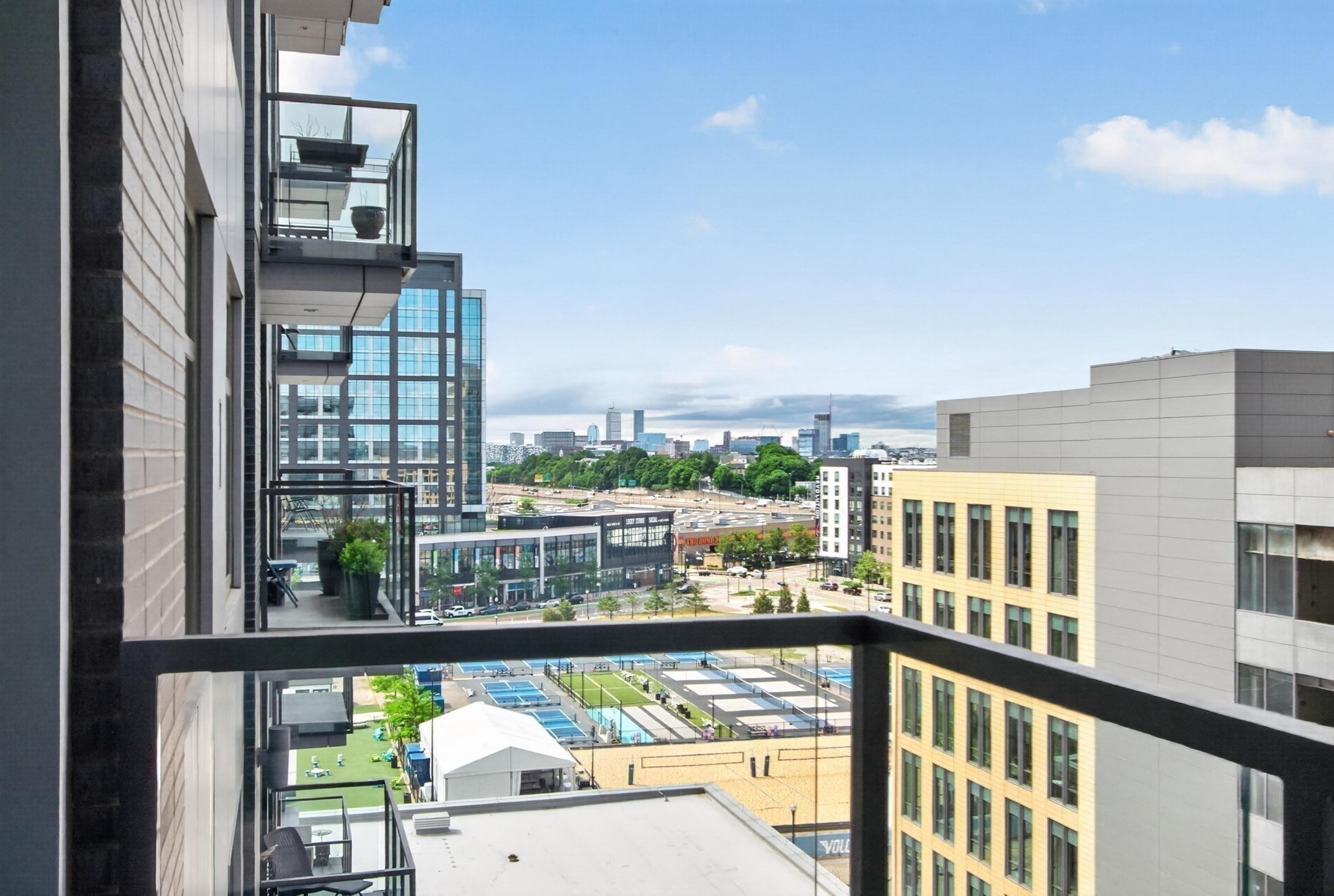 375 Canal St Unit 801, Somerville, MA 02145