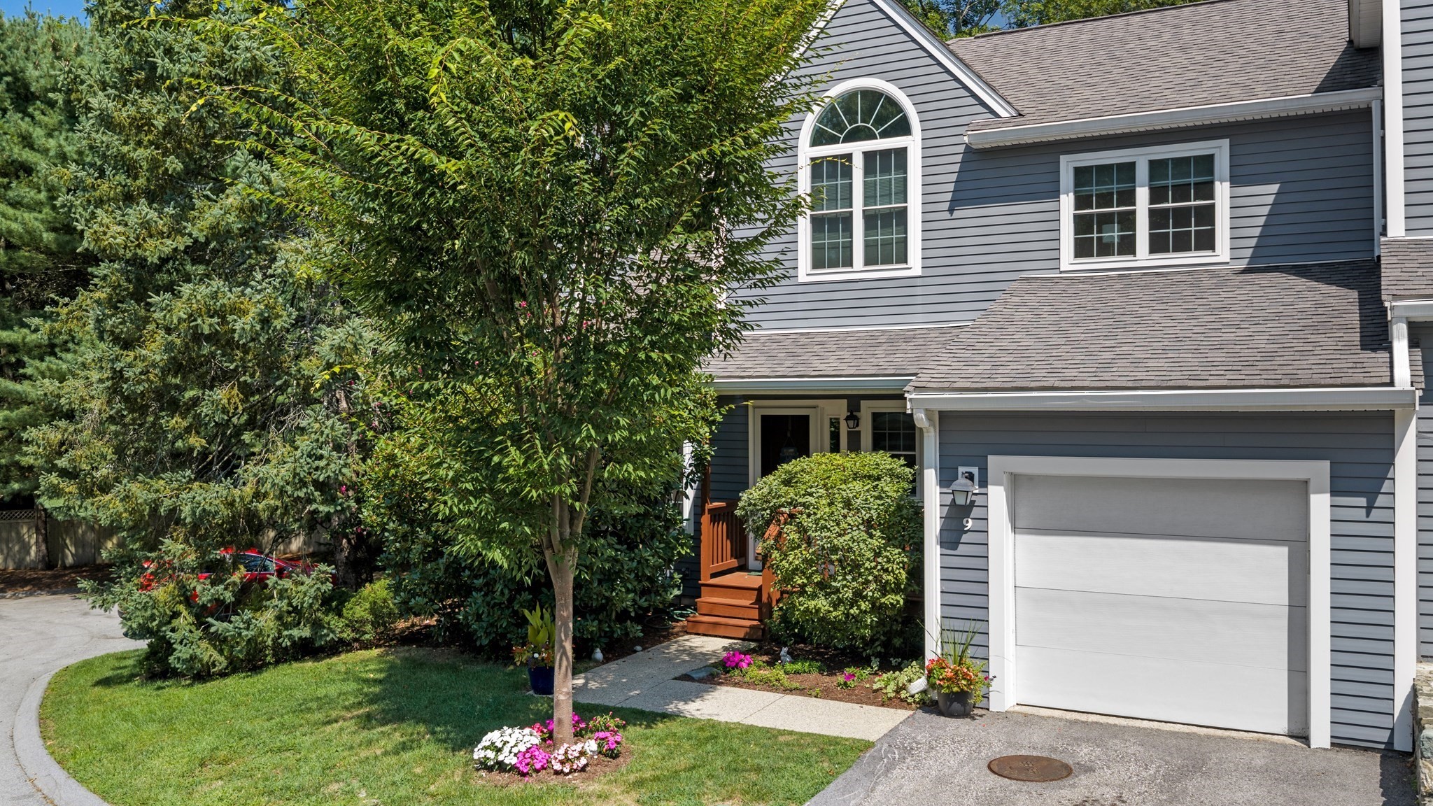 9 Bishops Forest Dr Unit 9, Waltham, MA 02452