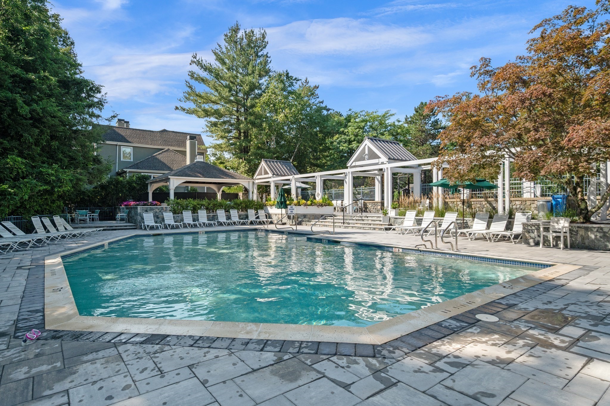 9 Bishops Forest Dr Unit 9, Waltham, MA 02452 - Image 14