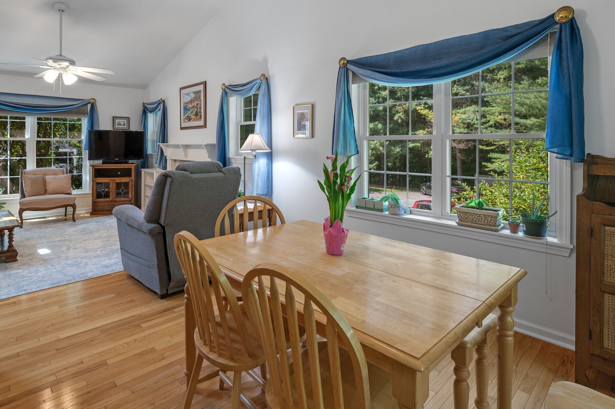 9 Bishops Forest Dr Unit 9, Waltham, MA 02452 - Image 4