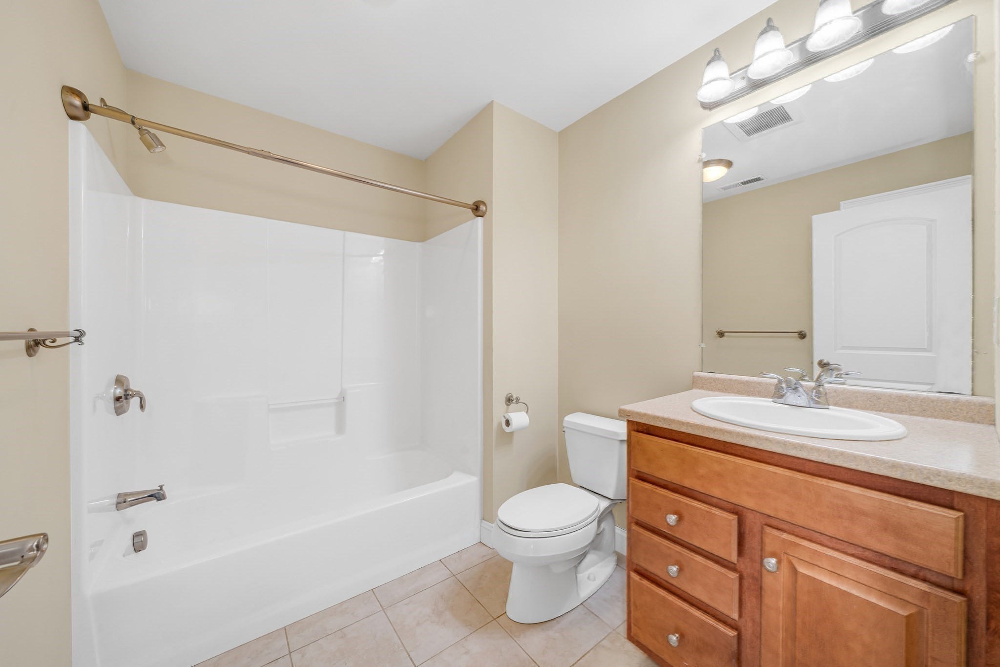 21 County St. Unit B, Peabody, MA 01960 - Image 22