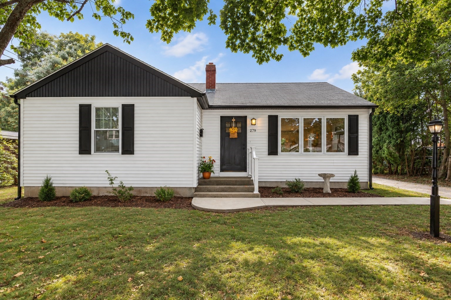 279 Caroline St, New Bedford, MA 02740