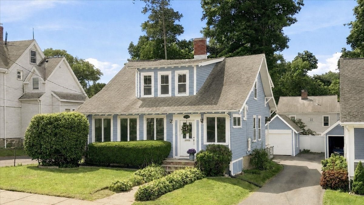 282 Corey St, West Roxbury, Boston, MA 02132