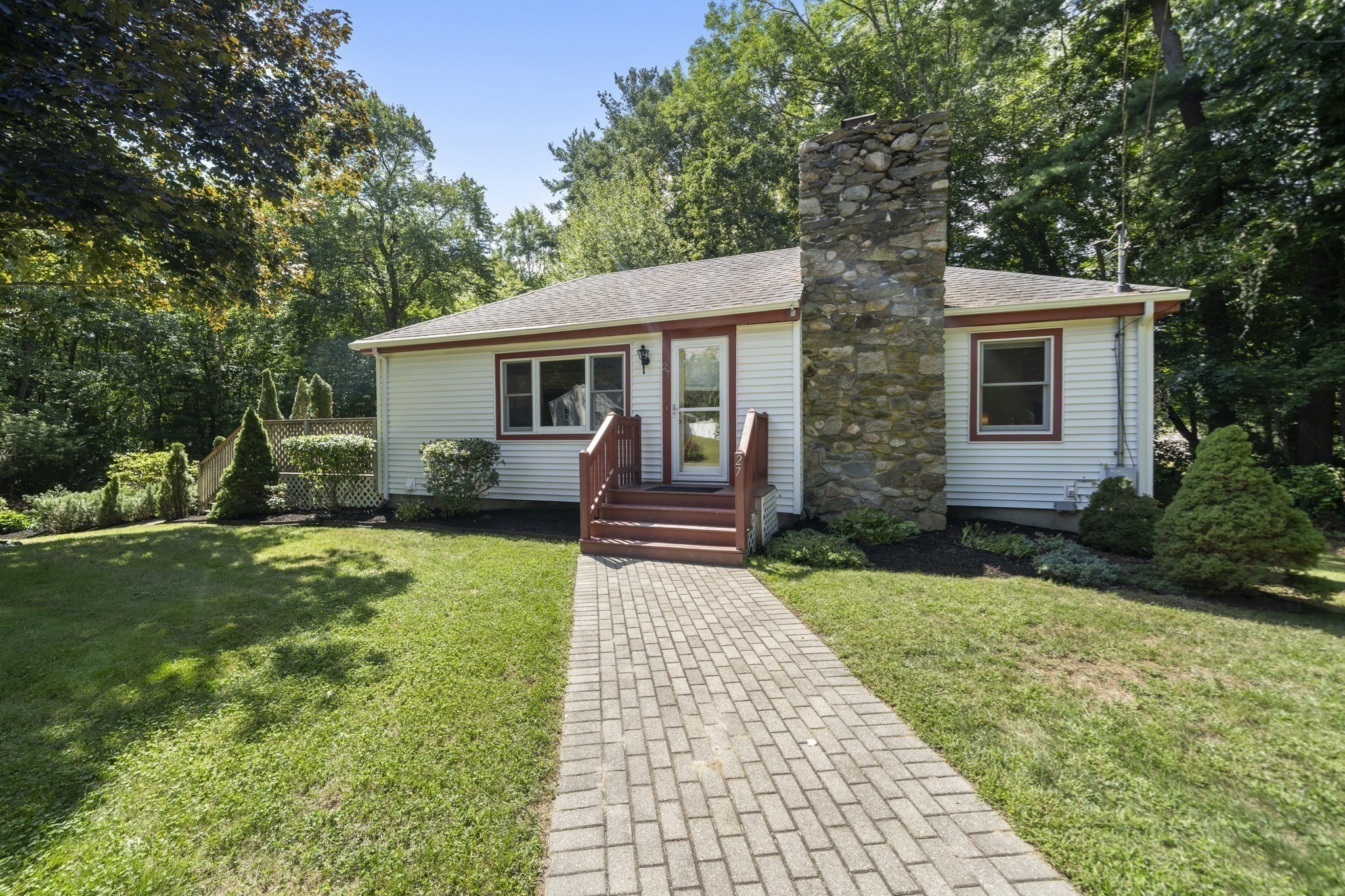 27 Anttila Court, Pembroke, MA 02359