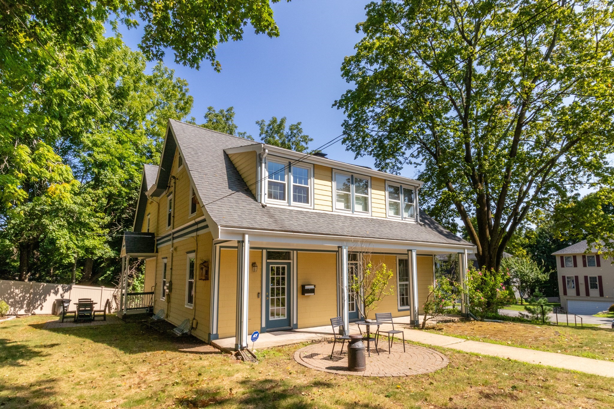 427 Pond Street Unit E, Jamaica Plain, Boston, MA 02130