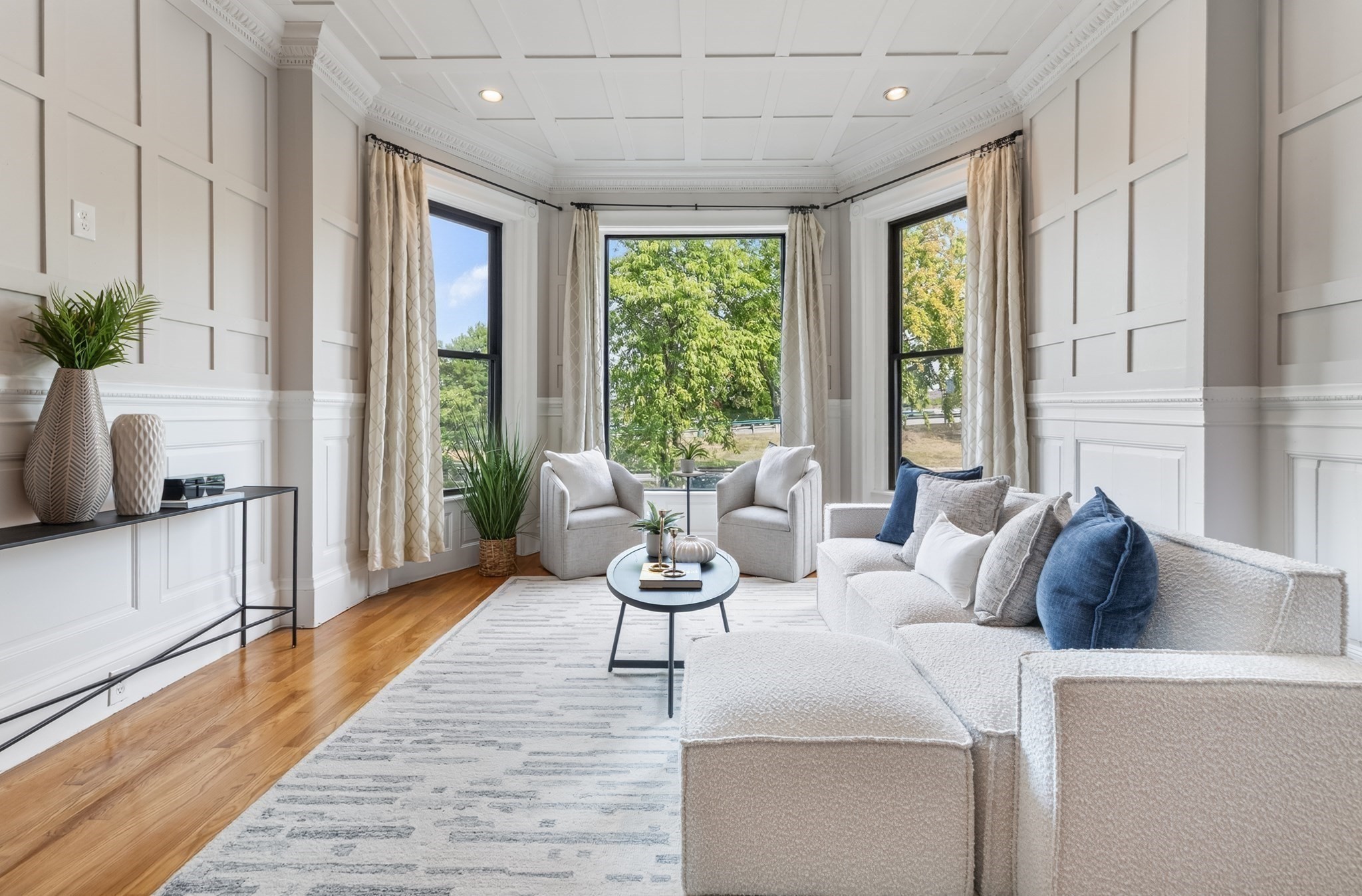 33 Bay State Rd Unit 2, Fenway, Boston, MA 02215