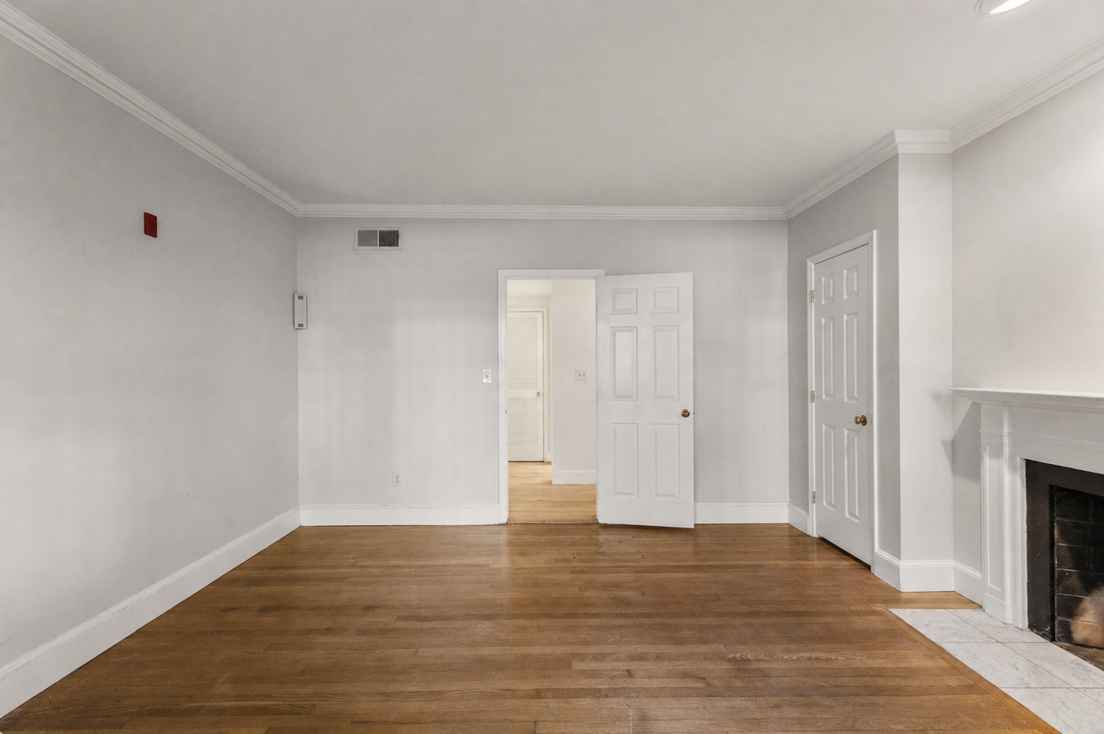 180 Marlborough St. Unit 1, Back Bay, Boston, MA 02116 - Image 16