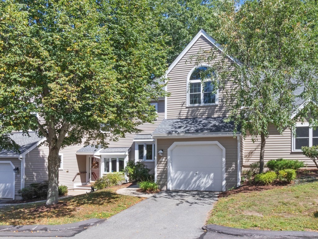 33 Bishops Forest Drive Unit 33, Waltham, MA 02452