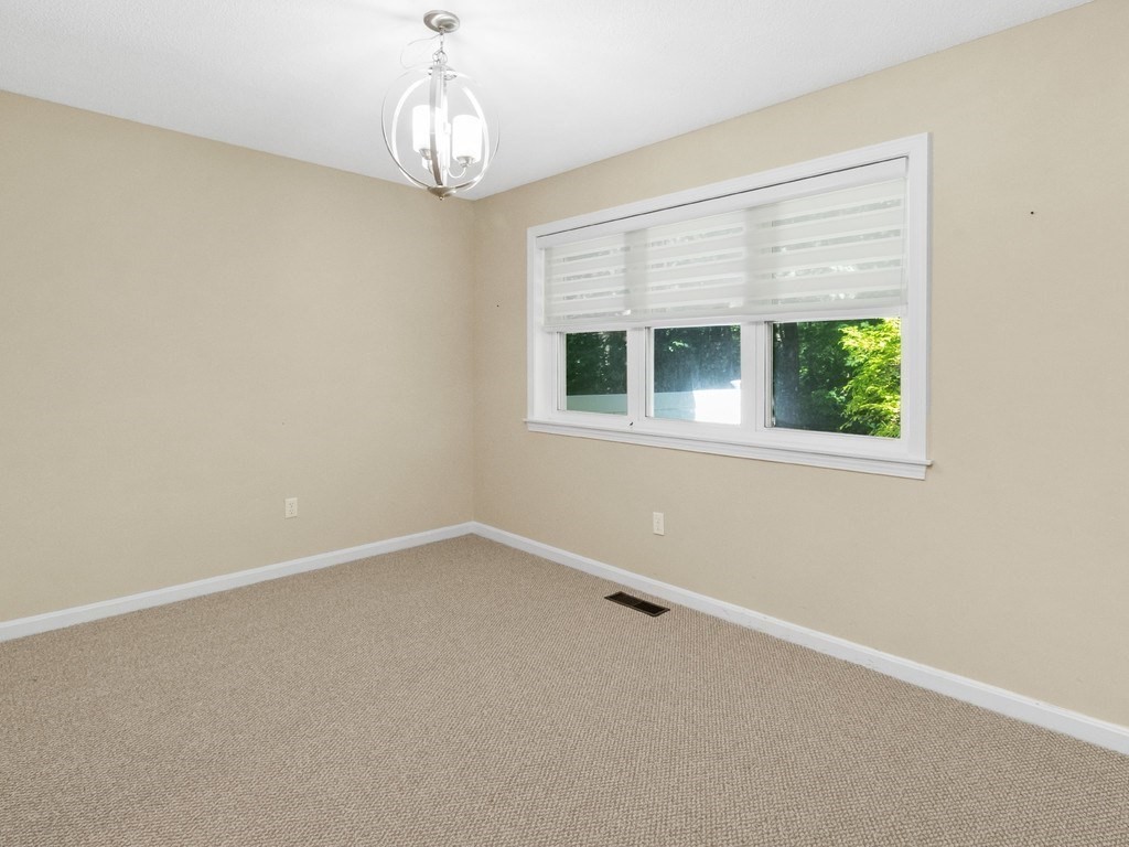 33 Bishops Forest Drive Unit 33, Waltham, MA 02452 - Image 17
