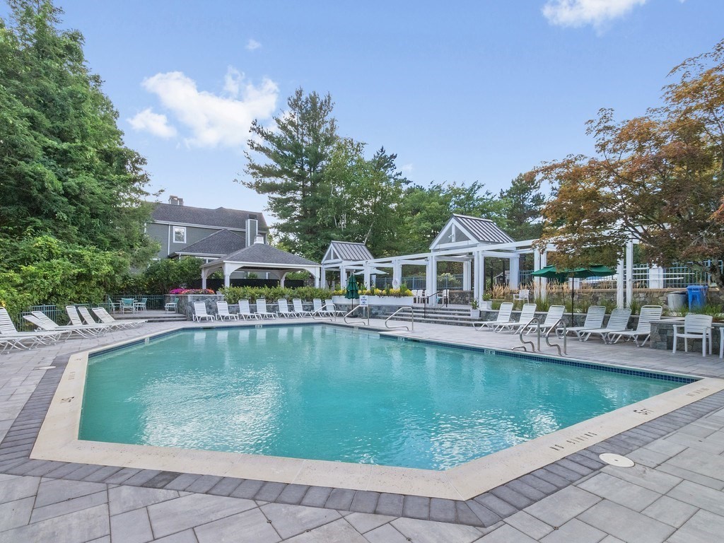 33 Bishops Forest Drive Unit 33, Waltham, MA 02452 - Image 37