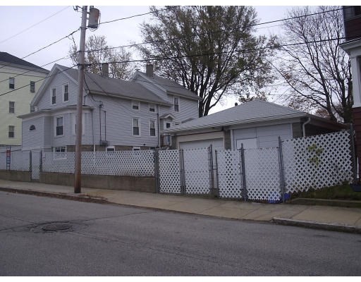 57 Chesworth St, Fall River, MA 02723