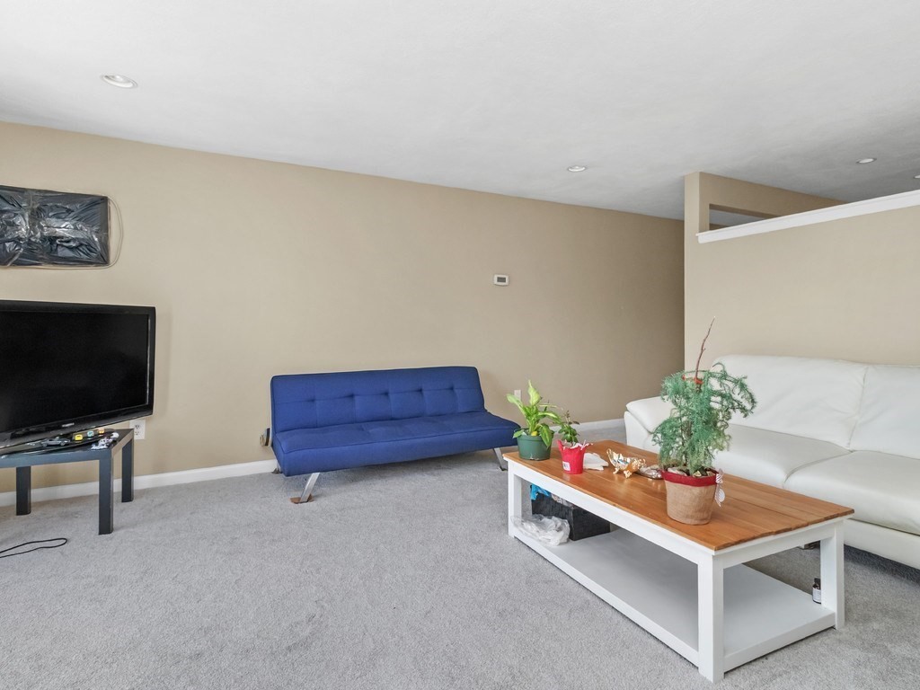 32 Whites Avenue Unit D45, Watertown, MA 02472 - Image 7