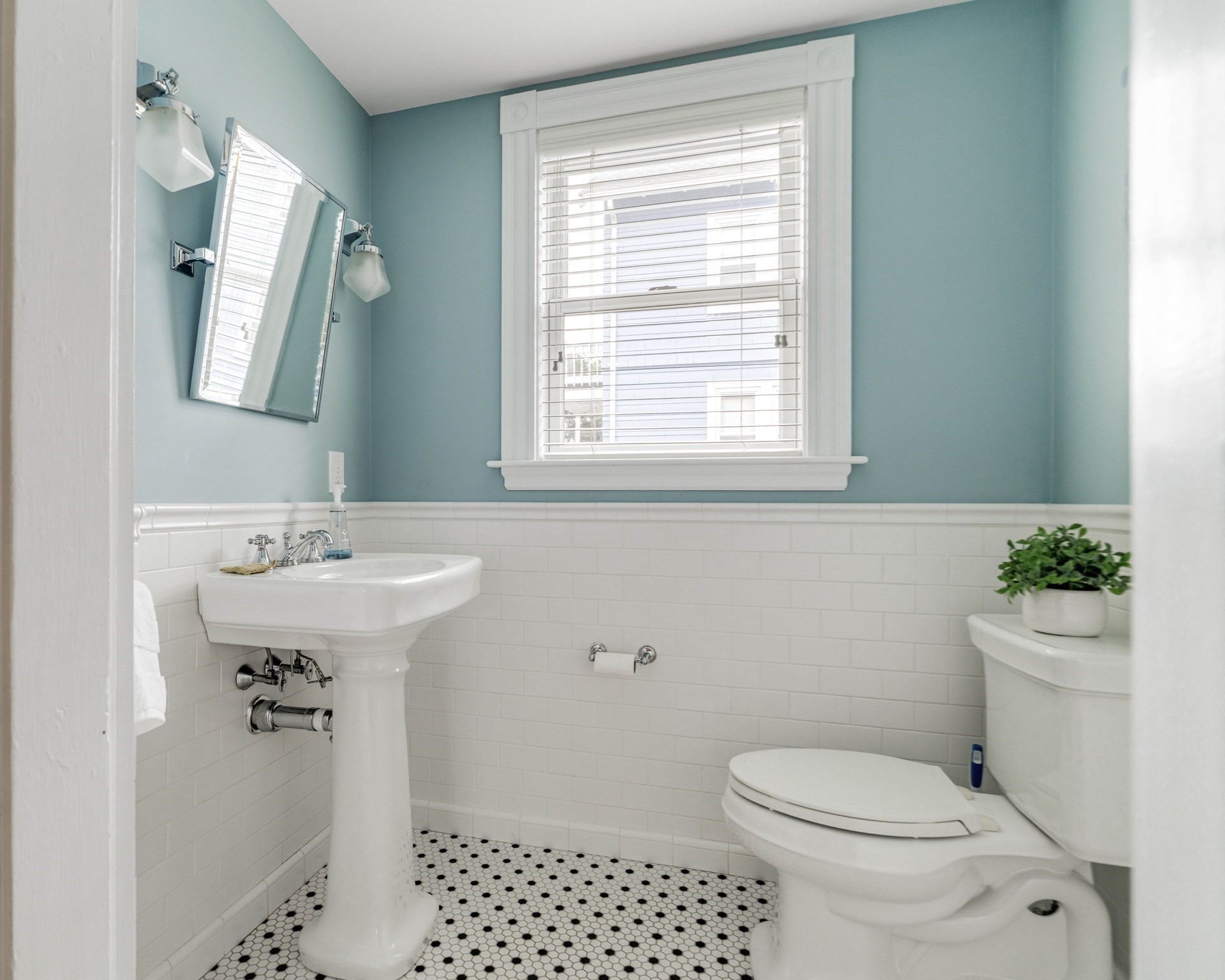 52 Hillsdale Road, Medford, MA 02155 - Image 16