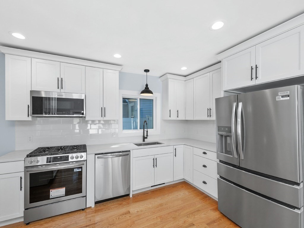 28 Ash Street Unit 1, Waltham, MA 02453 - Image 3