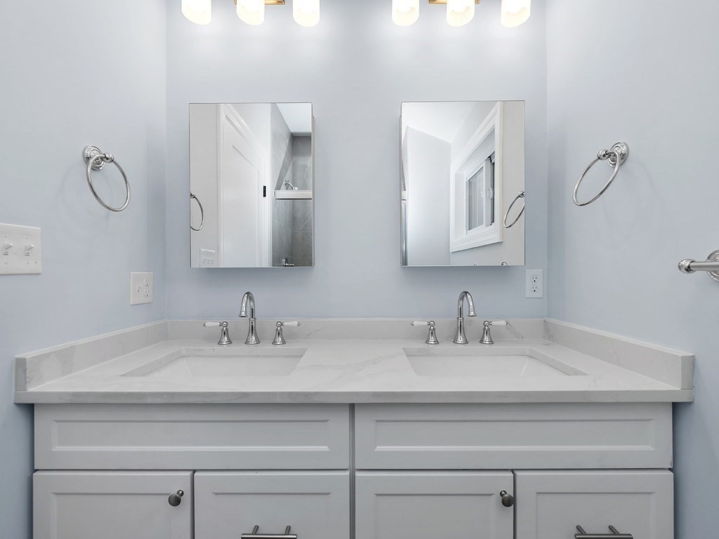 28 Ash Street Unit 1, Waltham, MA 02453 - Image 31