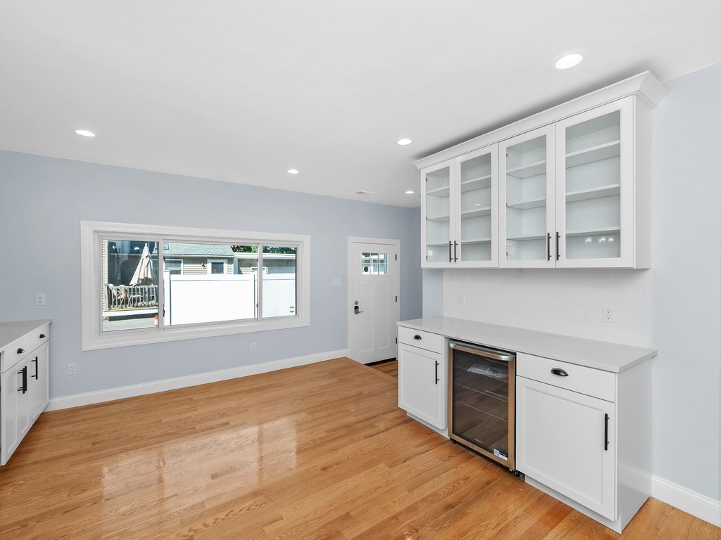 28 Ash Street Unit 1, Waltham, MA 02453 - Image 6