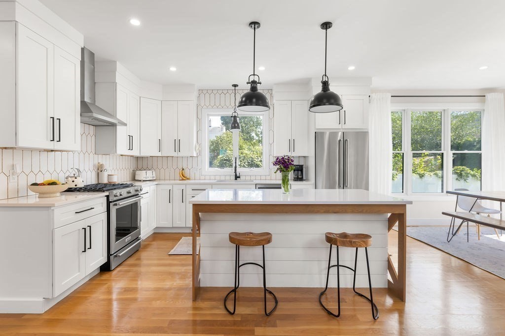 167 Chapel St Unit 167, Newton, MA 02458