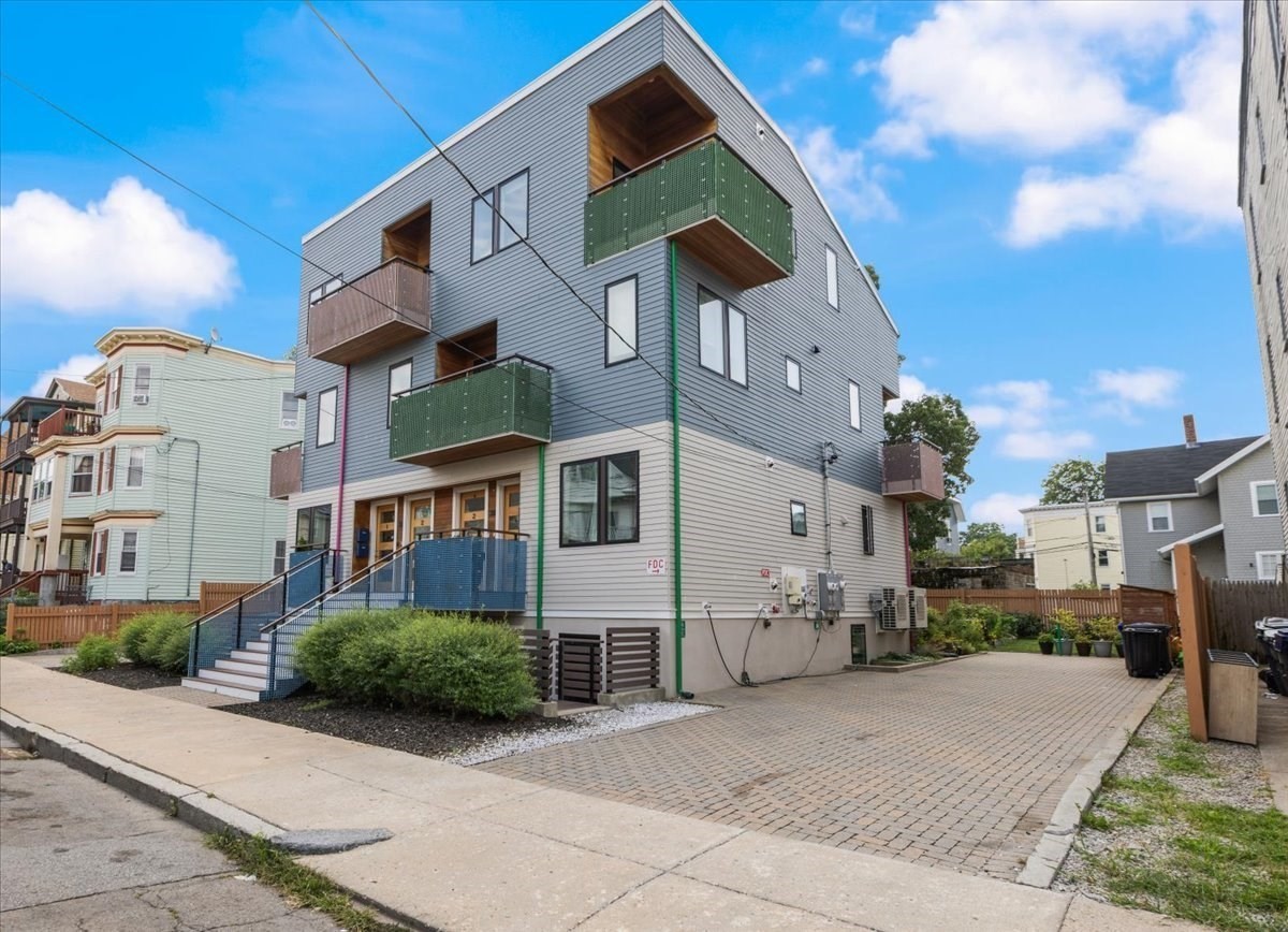 38 Colonial Unit 2, Dorchester, Boston, MA 02124 - Image 2