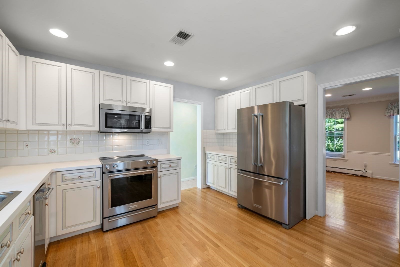 14 Powder House Cir, Needham, MA 02492 - Image 12
