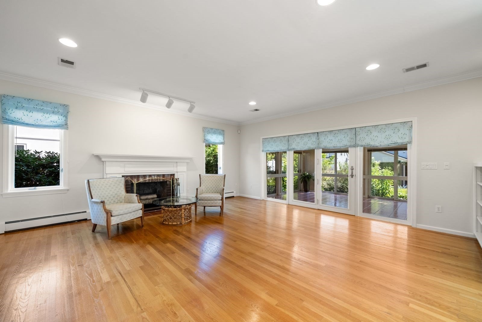 14 Powder House Cir, Needham, MA 02492 - Image 19