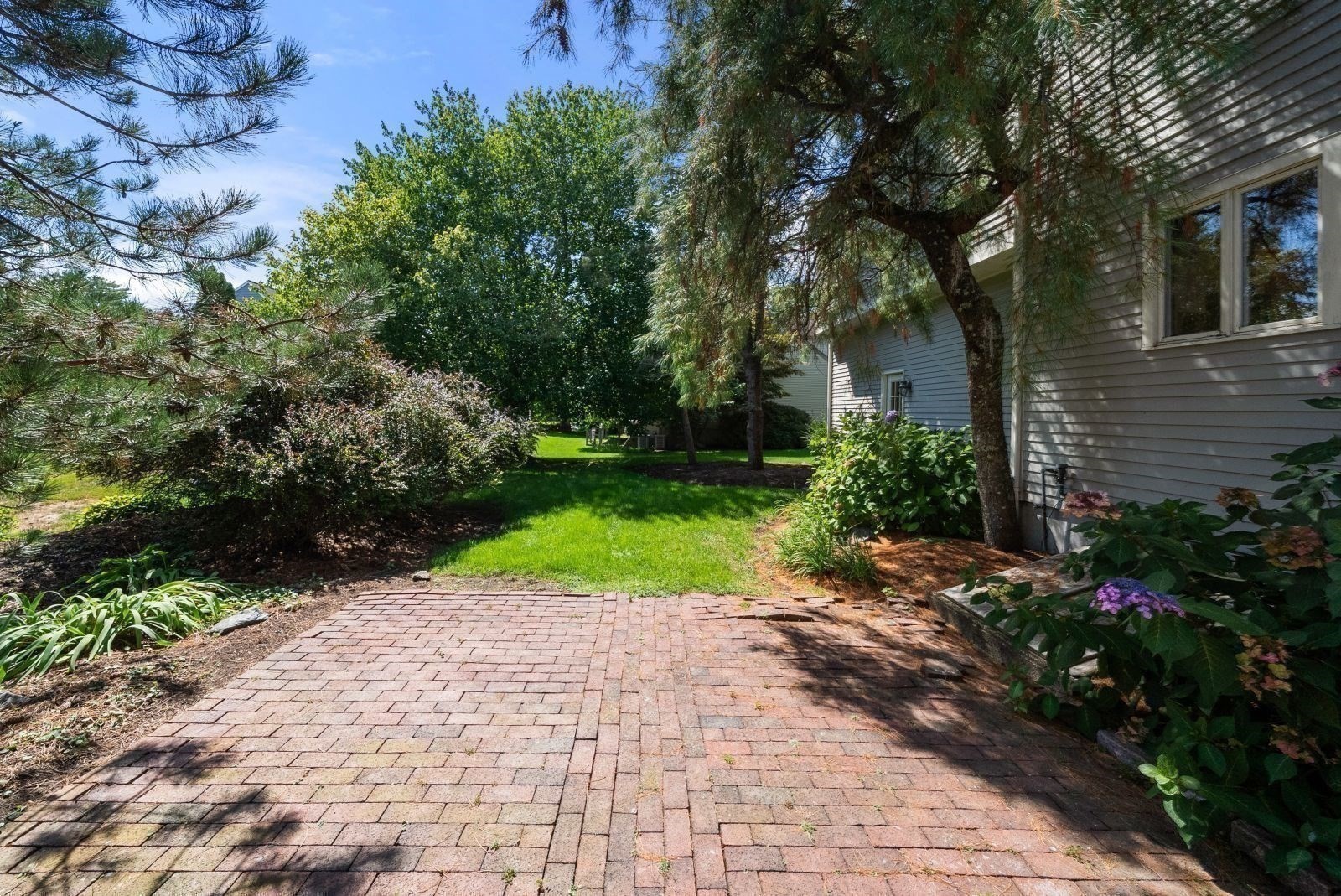 14 Powder House Cir, Needham, MA 02492 - Image 35