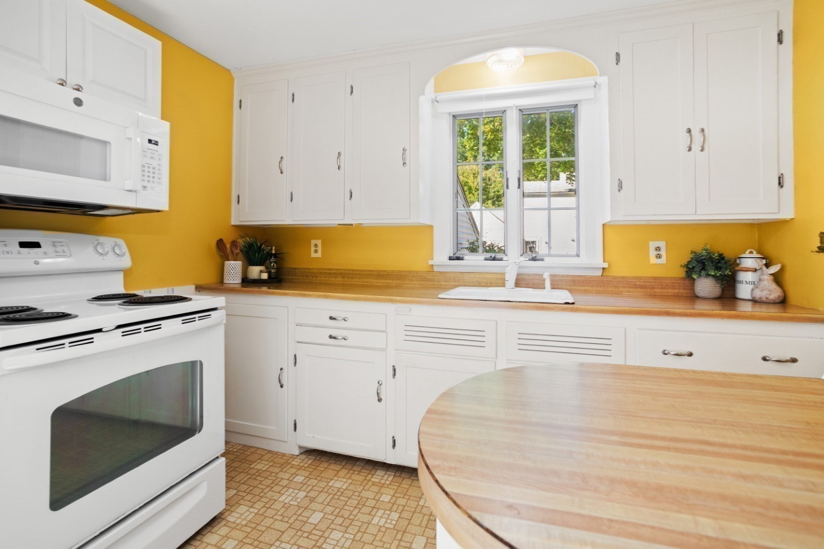 4 Stanton Road, Stoneham, MA 02180 - Image 11