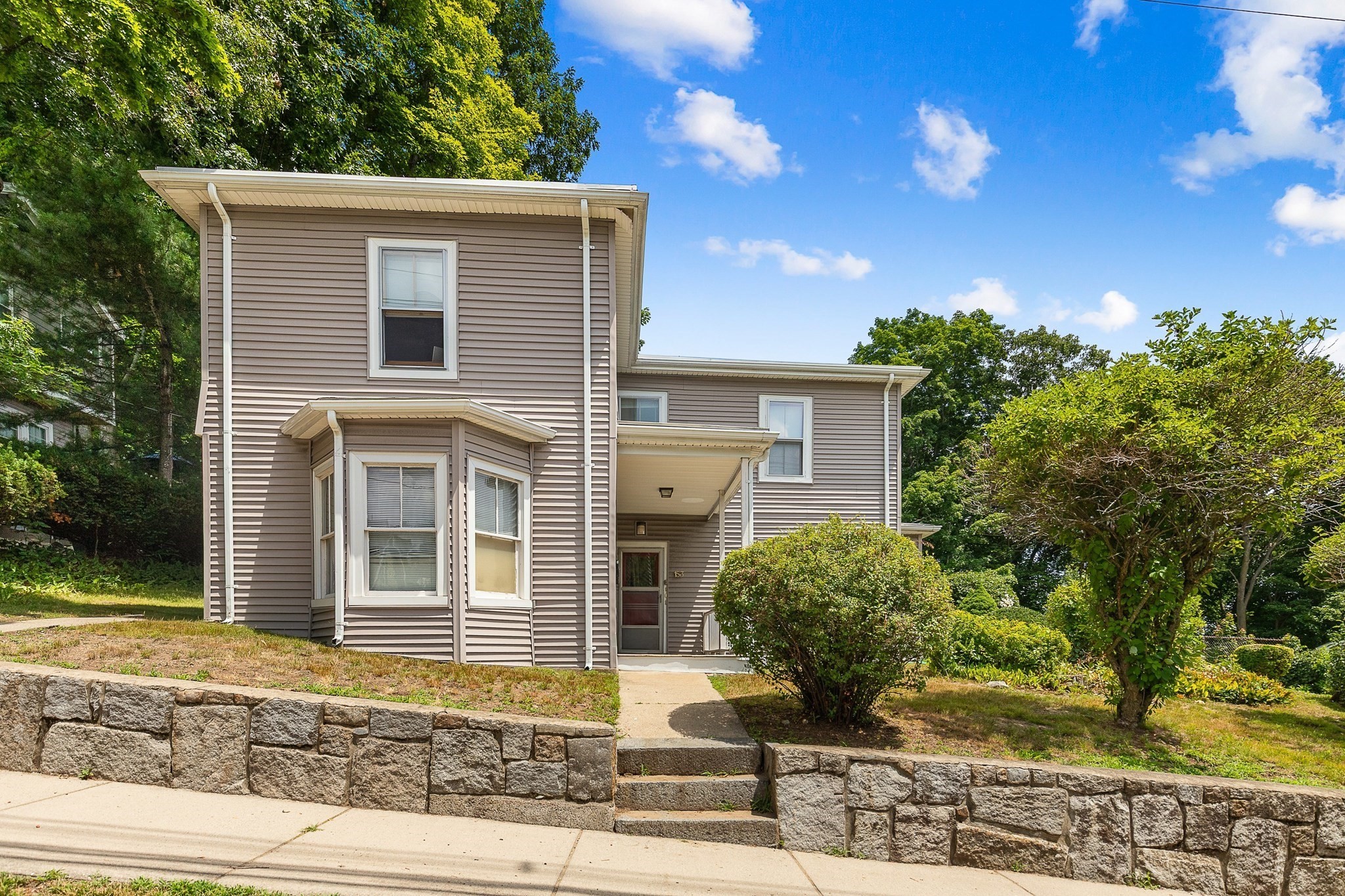 153 Palfrey St, Watertown, MA 02472