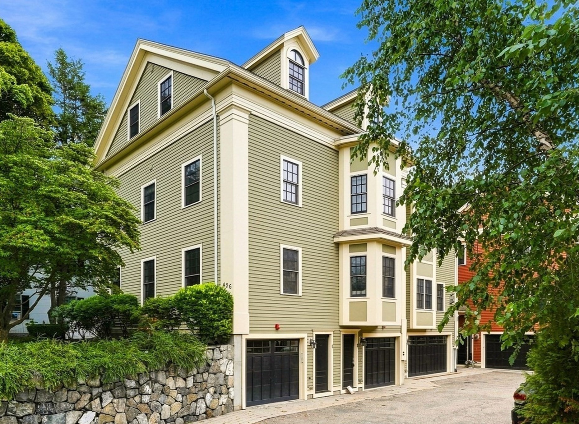 426 Main St Unit 1, Waltham, MA 02452