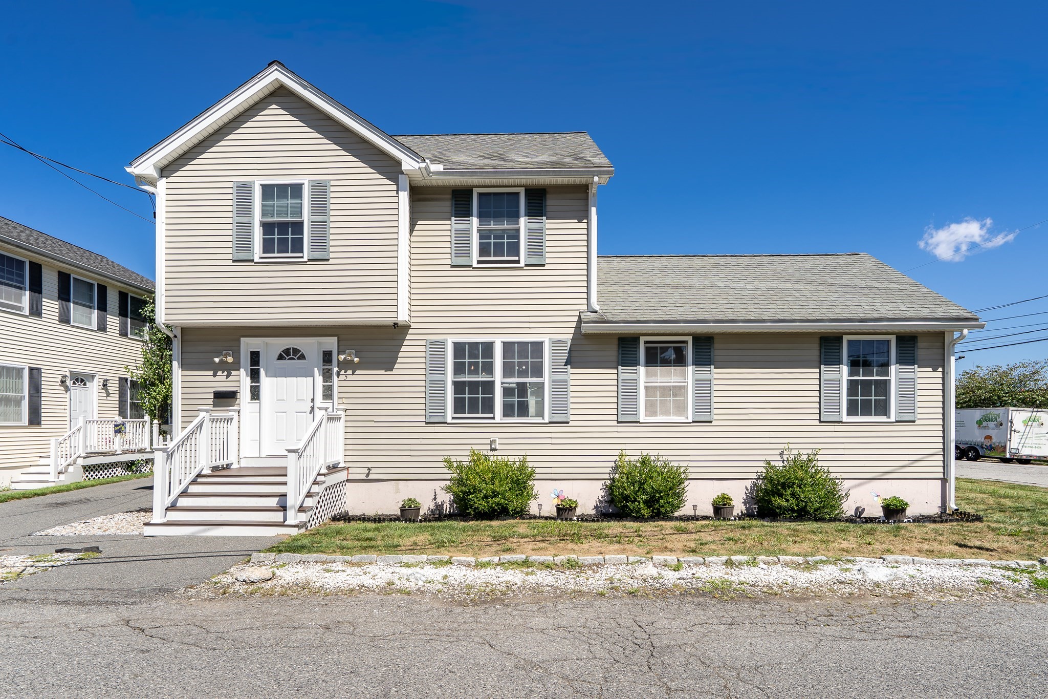 5 Wright Street Unit B, Lowell, MA 01854