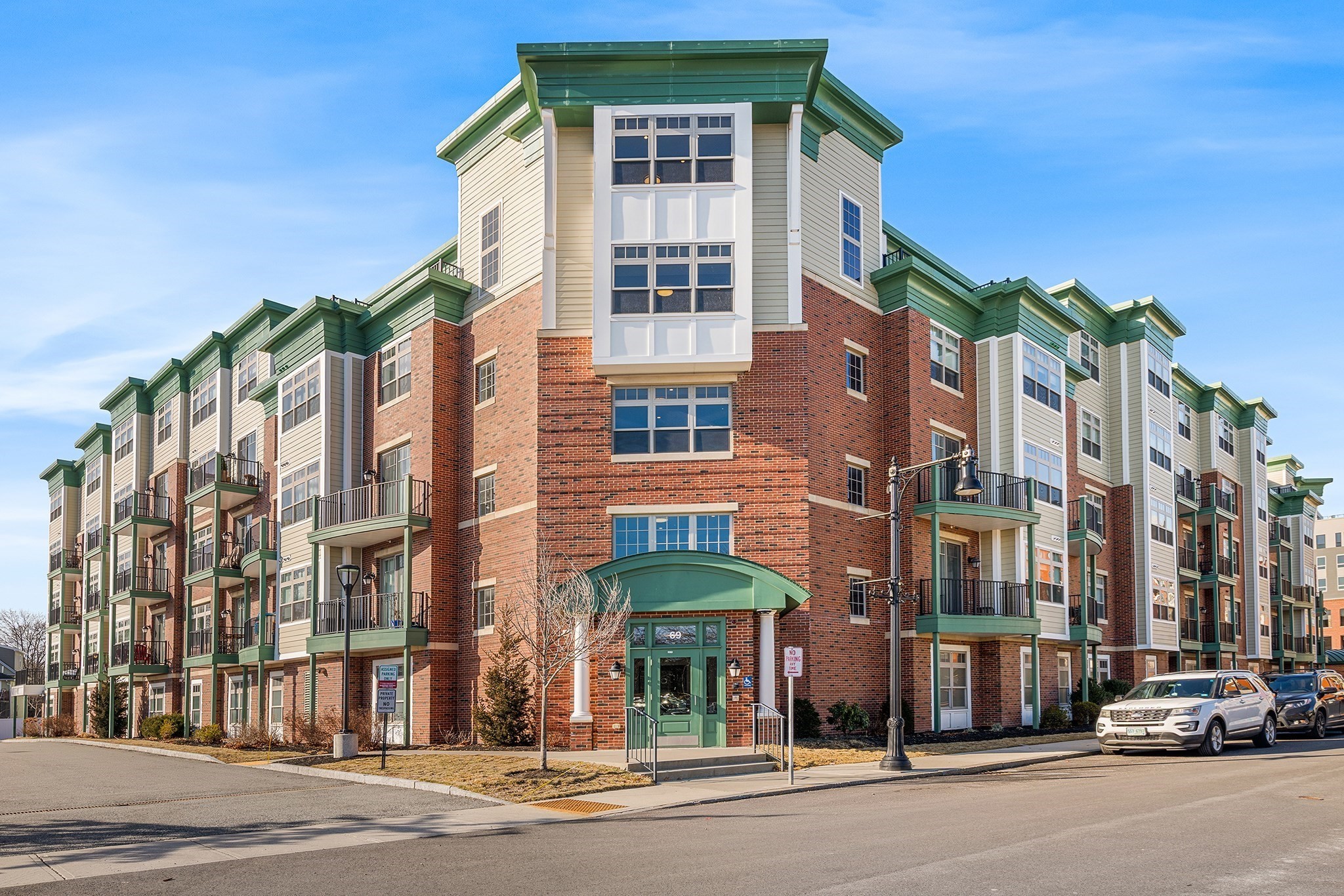 69 Foundry St Unit 310, Wakefield, MA 01880