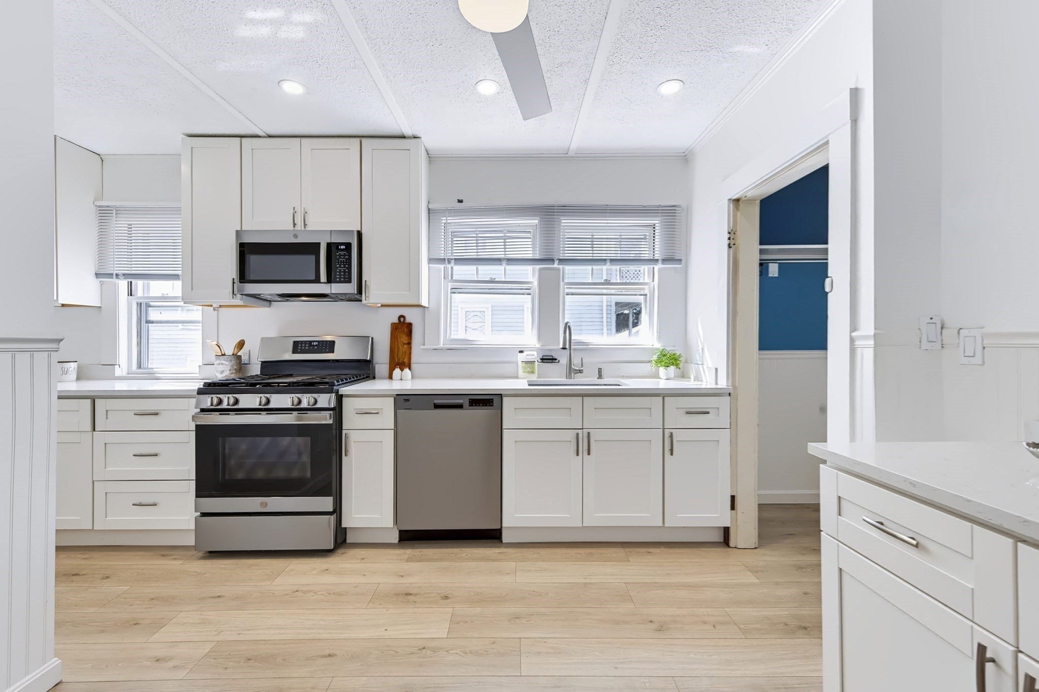 55 Maynard St, Arlington, MA 02474 - Image 12