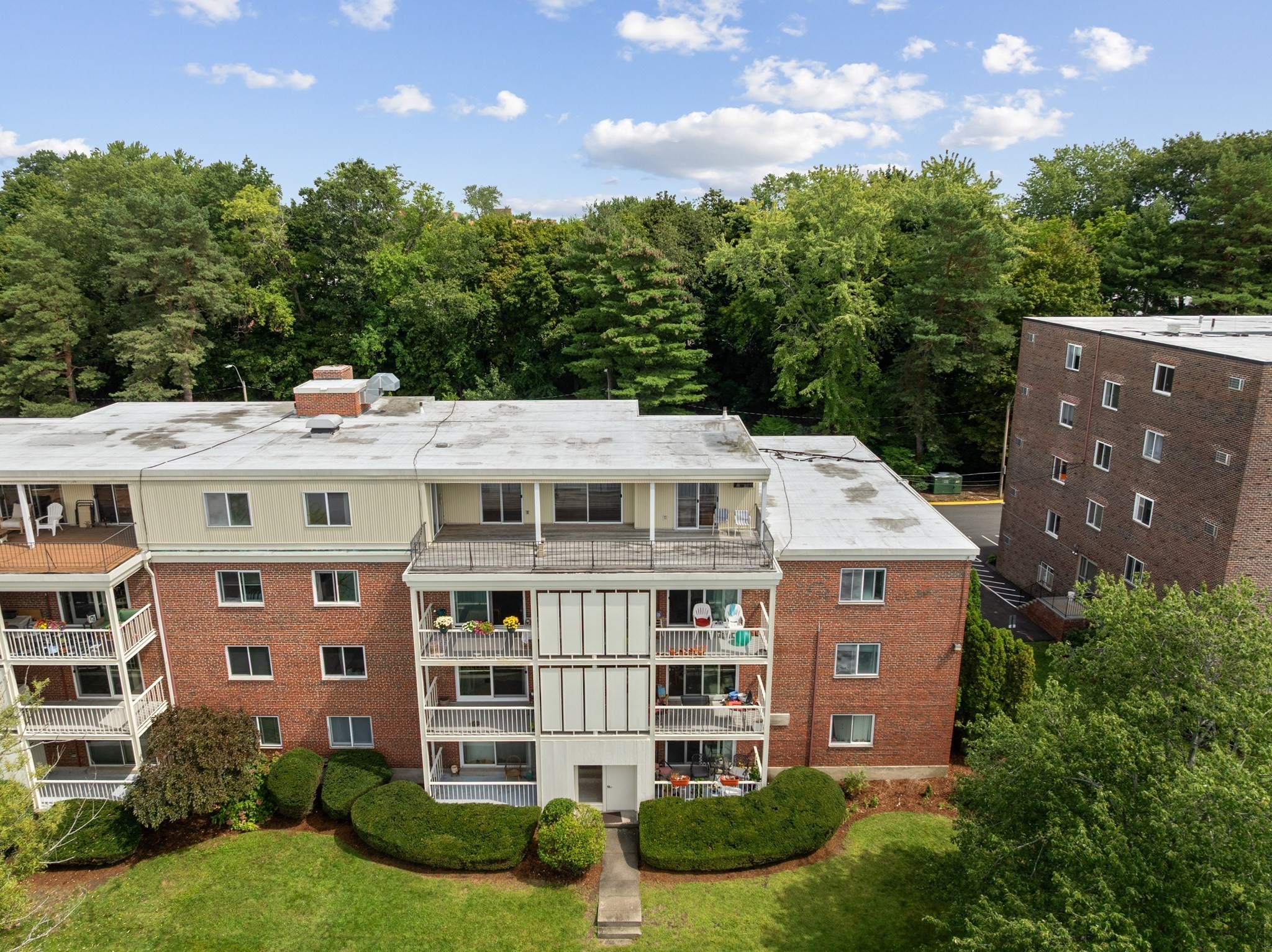20 Hamilton Rd Unit 401, Arlington, MA 02474