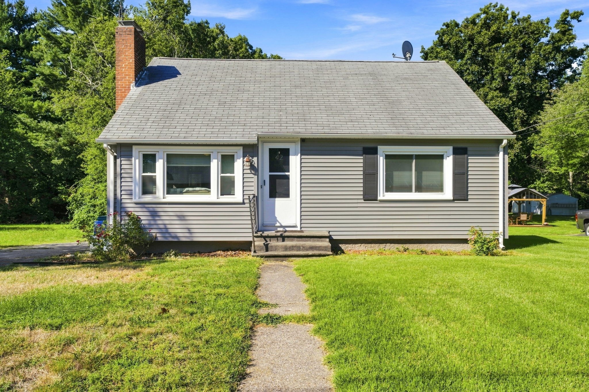 42 7 Mile River Dr, Attleboro, MA 02703