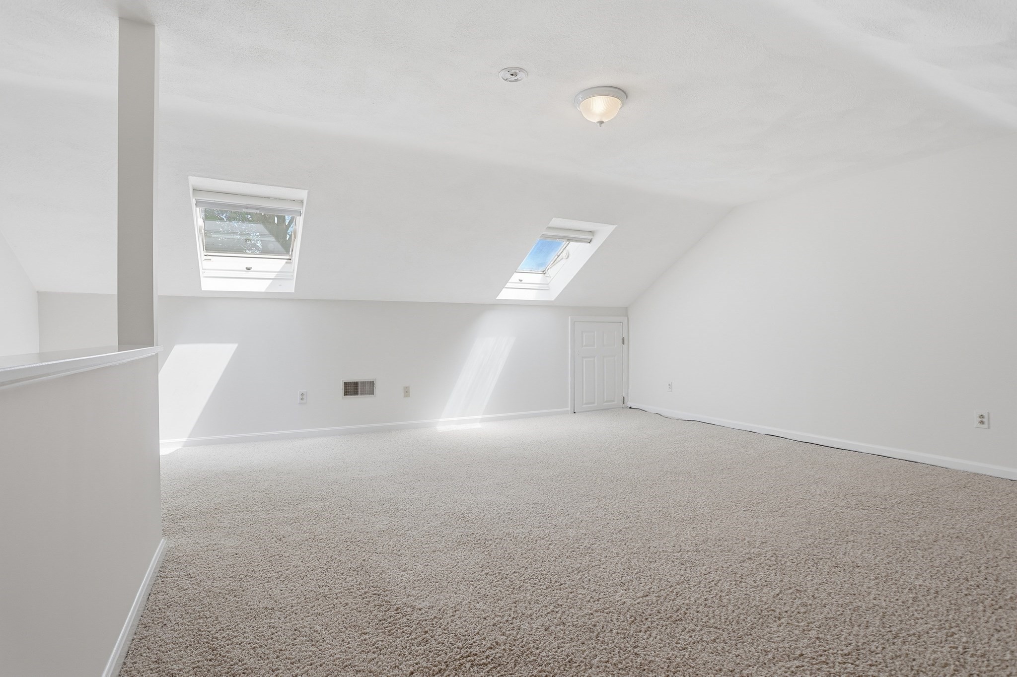 35 Casey Circle Unit 35, Waltham, MA 02451 - Image 17