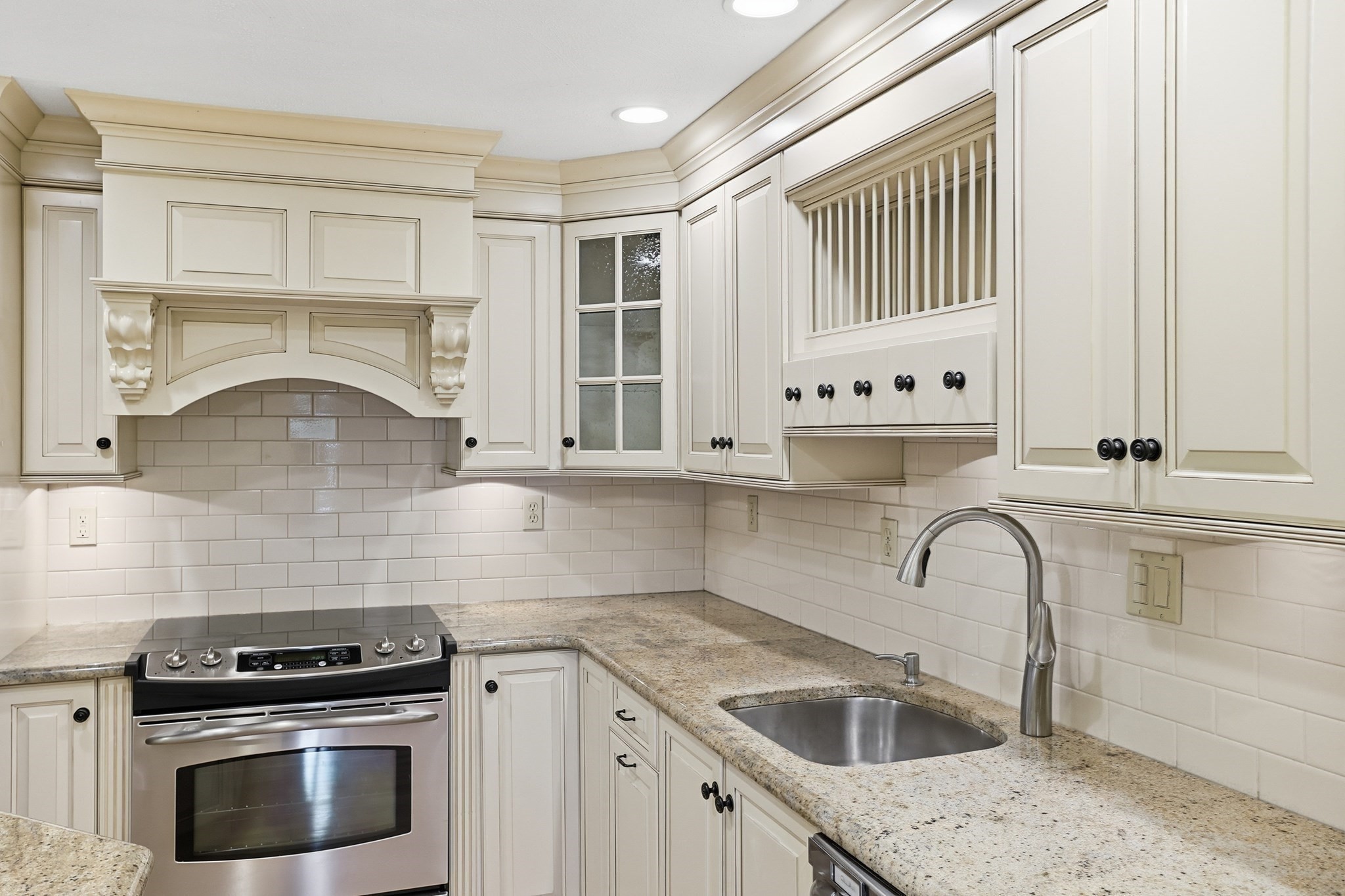 35 Casey Circle Unit 35, Waltham, MA 02451 - Image 6