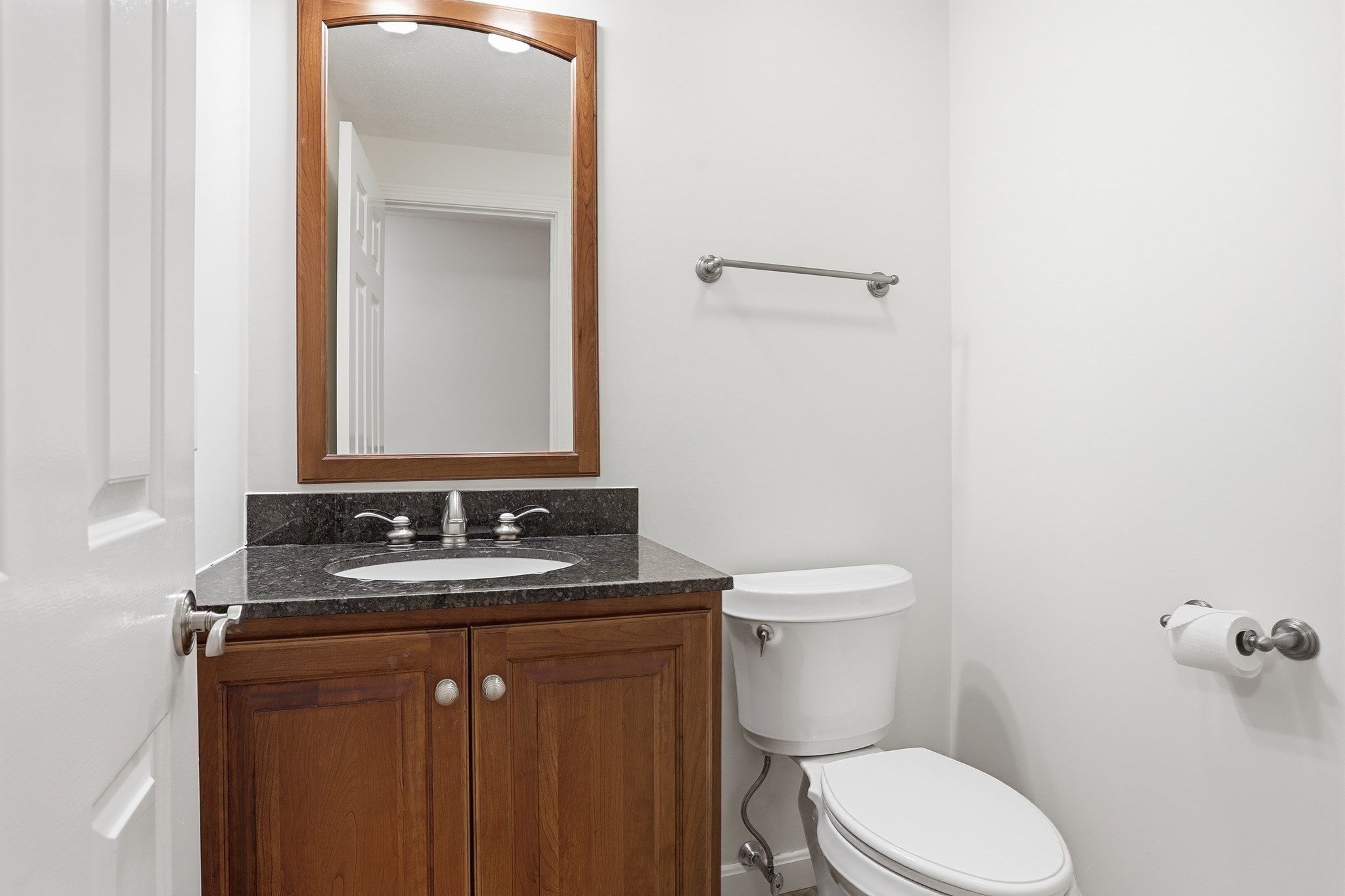 35 Casey Circle Unit 35, Waltham, MA 02451 - Image 9